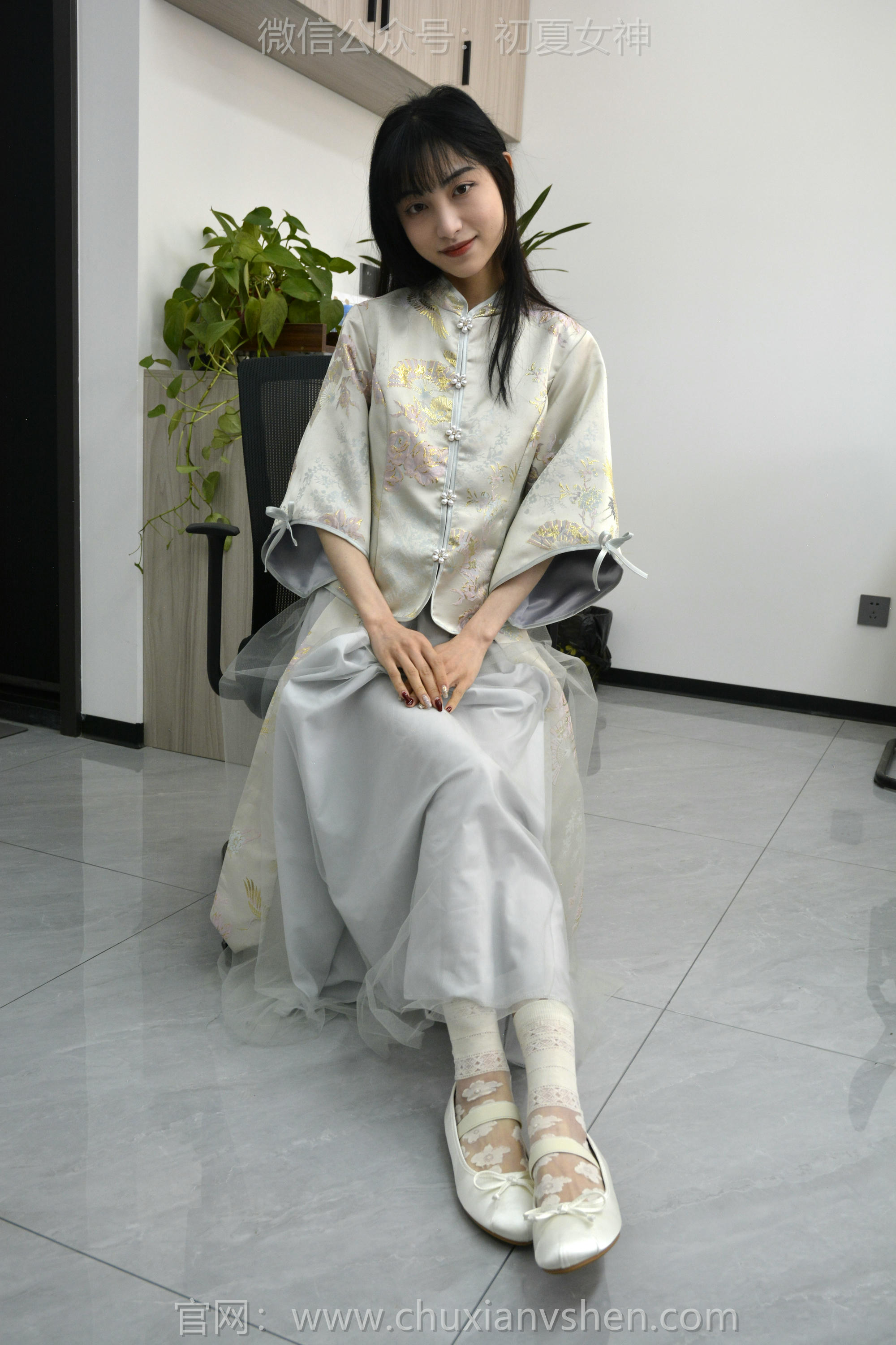 初夏女神 NO.154 柒柒 最美伴娘 [140P1V-4.94GB]_第2集