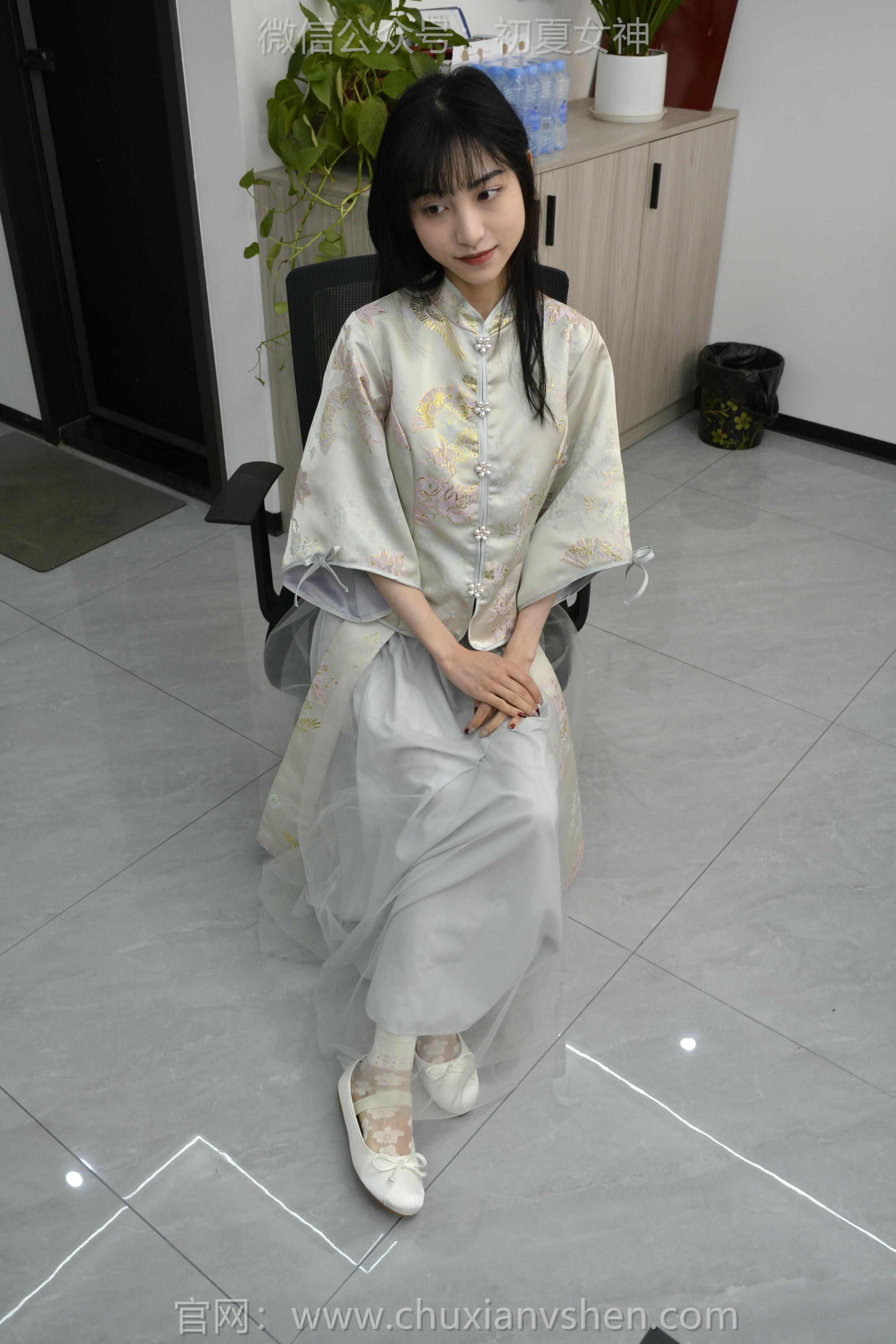 初夏女神 NO.154 柒柒 最美伴娘 [140P1V-4.94GB]_第2集