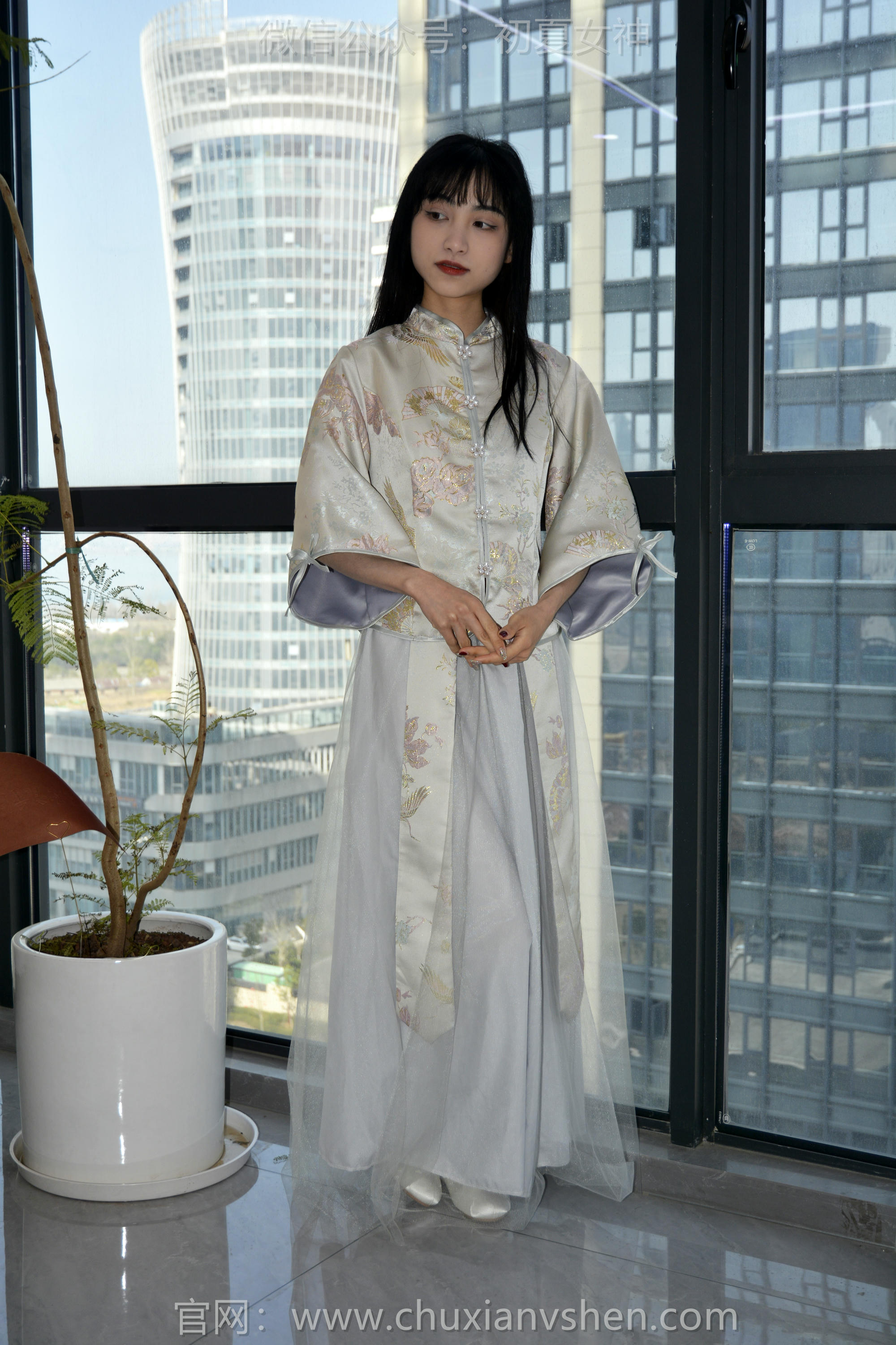 初夏女神 NO.154 柒柒 最美伴娘 [140P1V-4.94GB]_第3集