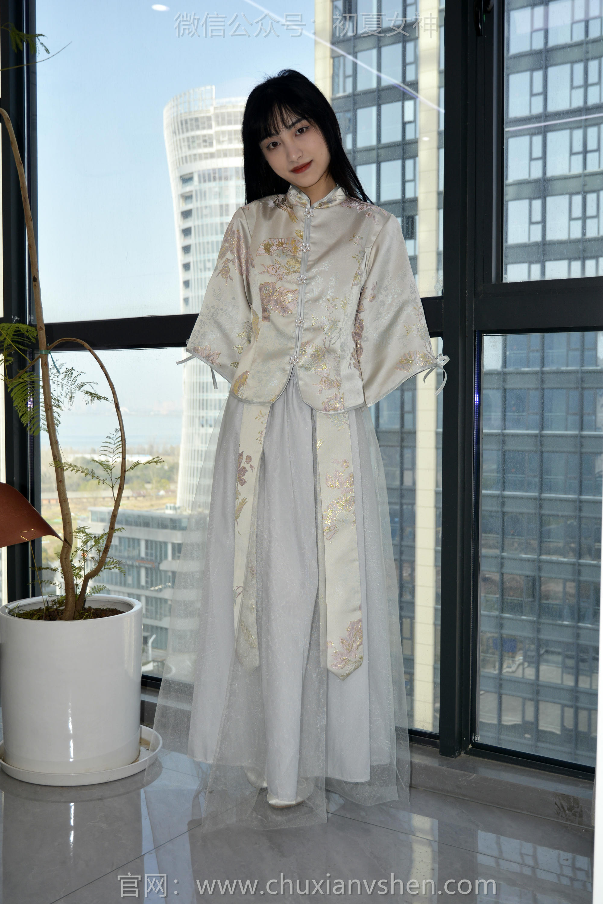 初夏女神 NO.154 柒柒 最美伴娘 [140P1V-4.94GB]_第3集