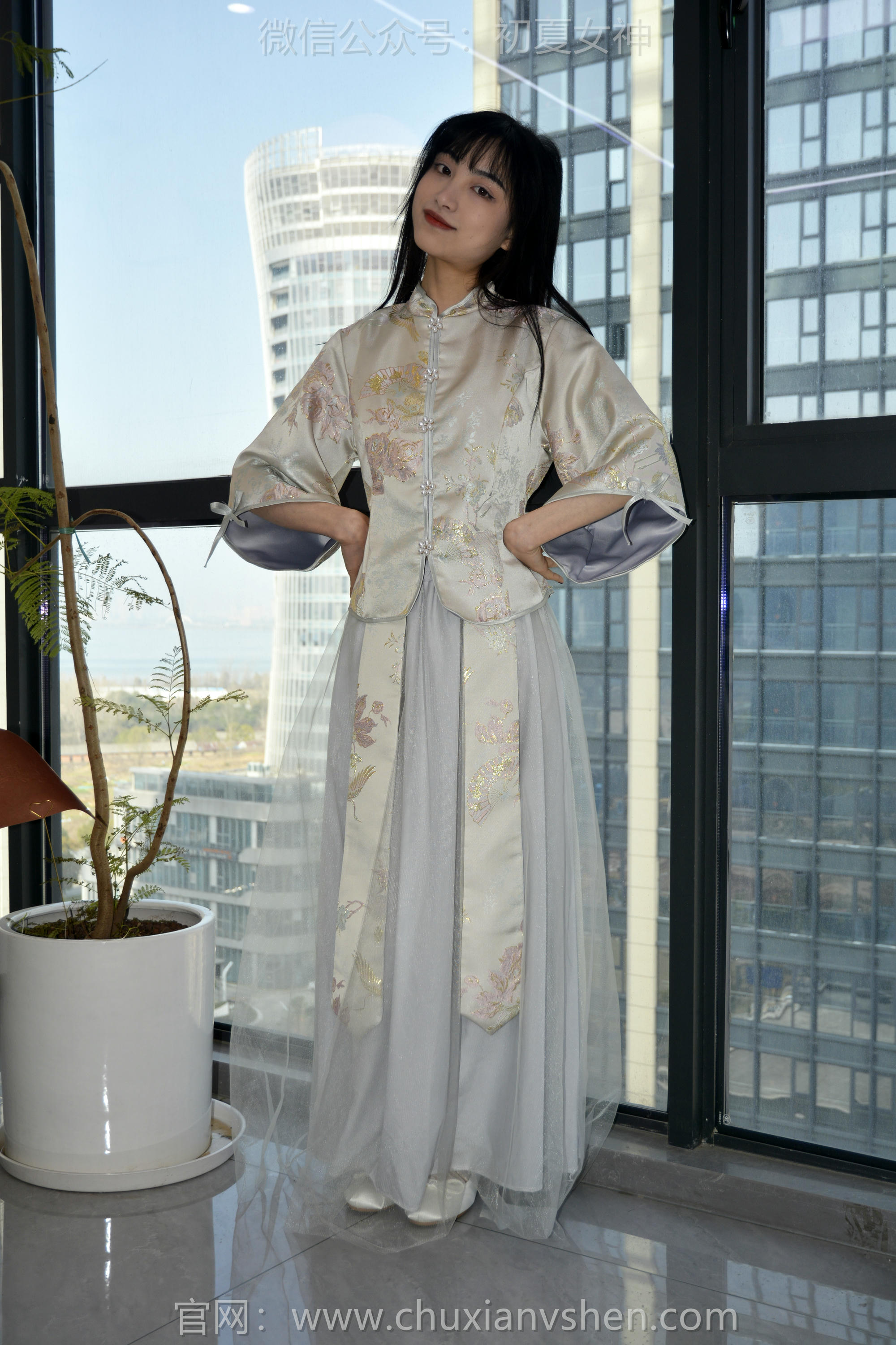 初夏女神 NO.154 柒柒 最美伴娘 [140P1V-4.94GB]_第3集