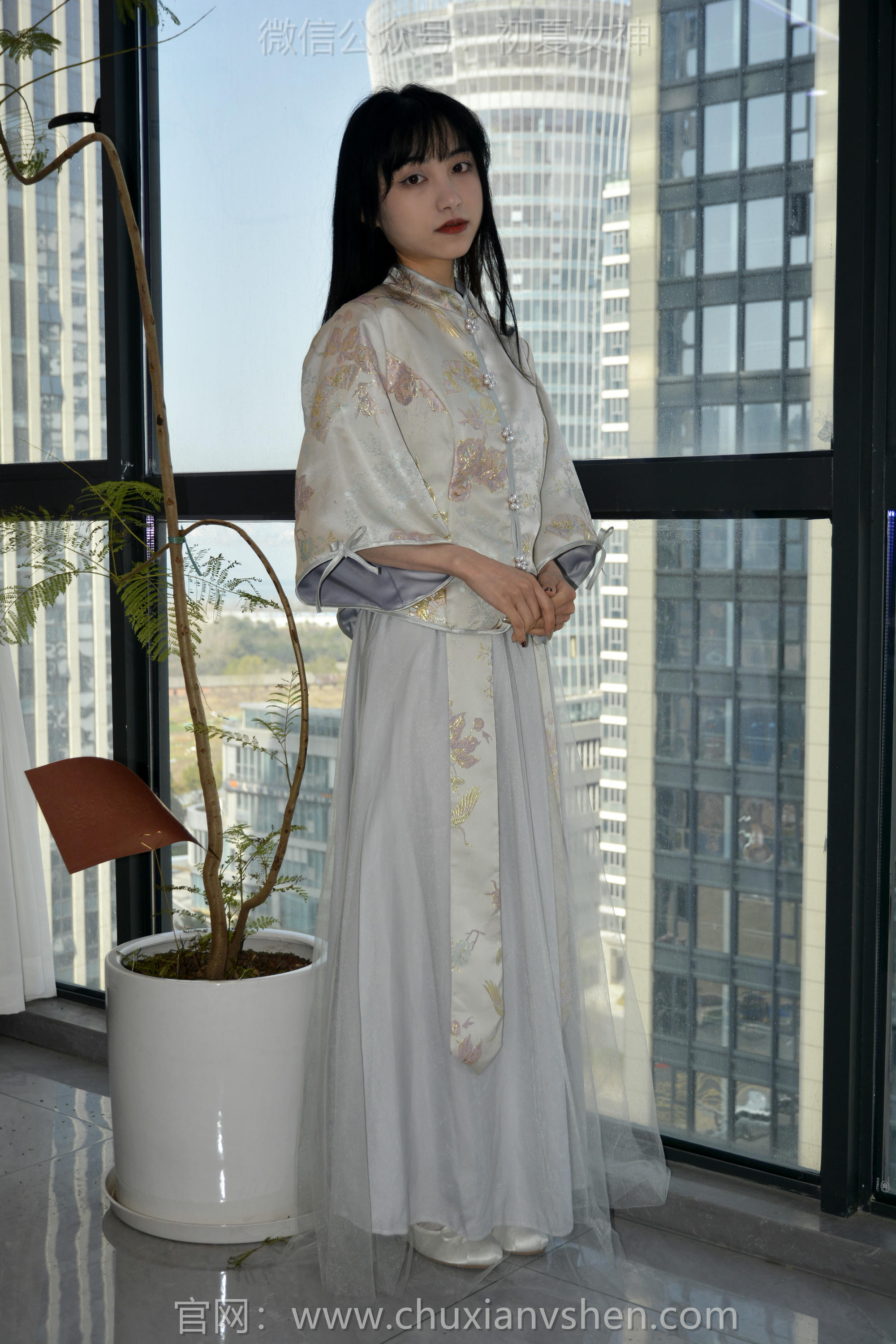 初夏女神 NO.154 柒柒 最美伴娘 [140P1V-4.94GB]_第3集