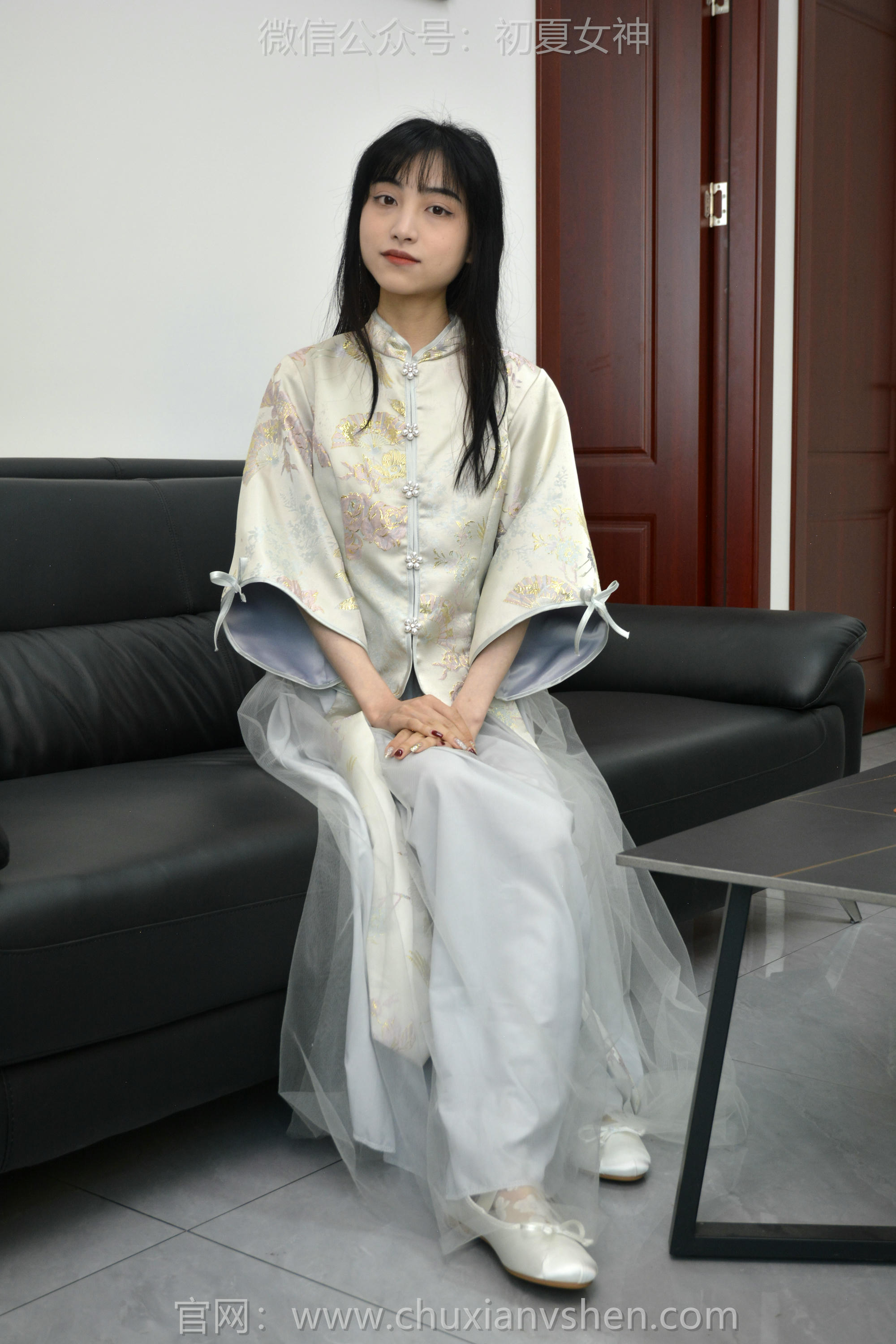 初夏女神 NO.154 柒柒 最美伴娘 [140P1V-4.94GB]_第3集