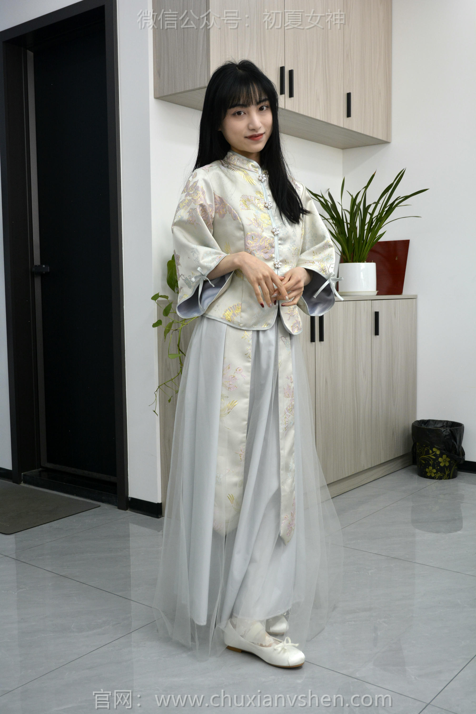 初夏女神 NO.154 柒柒 最美伴娘 [140P1V-4.94GB]_第1集