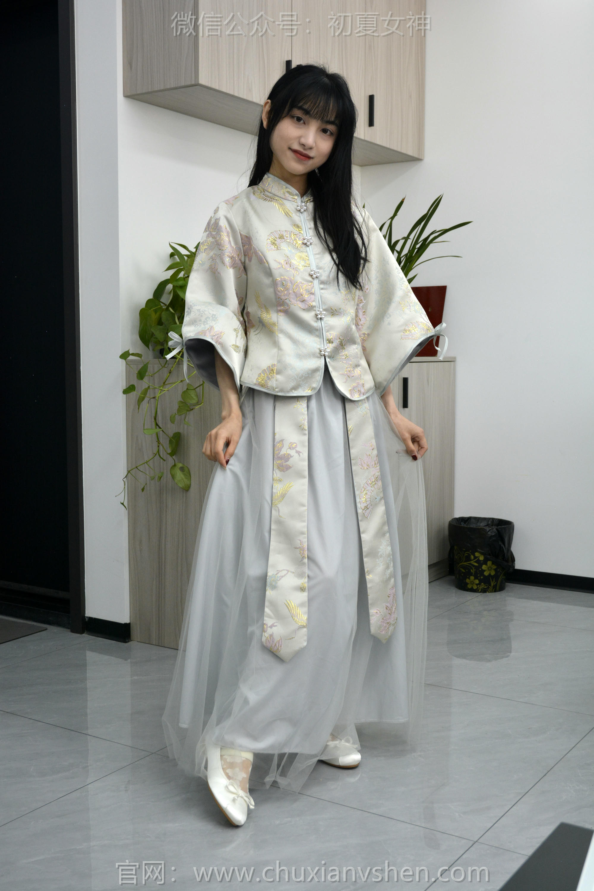 初夏女神 NO.154 柒柒 最美伴娘 [140P1V-4.94GB]_第1集