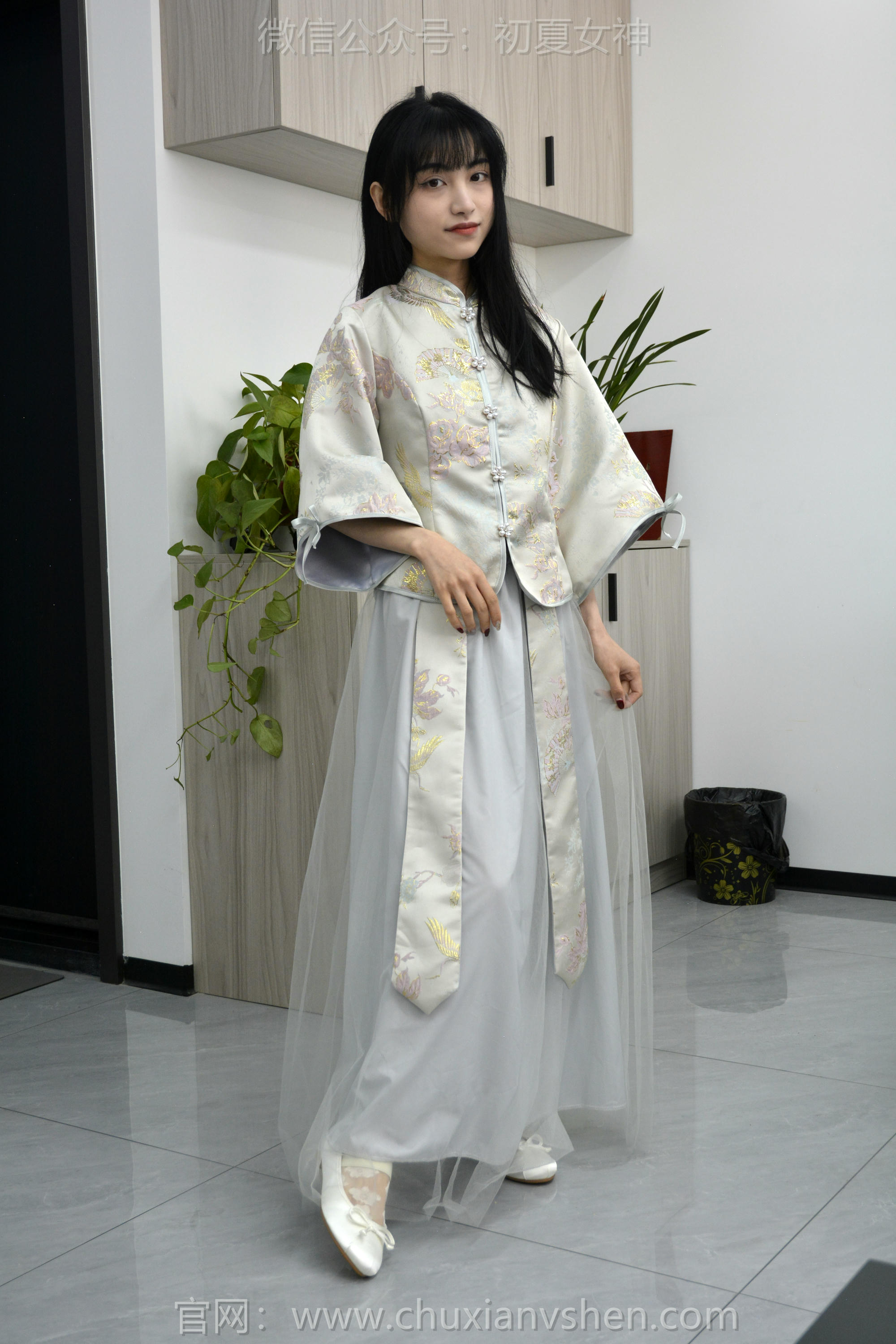 初夏女神 NO.154 柒柒 最美伴娘 [140P1V-4.94GB]_第1集