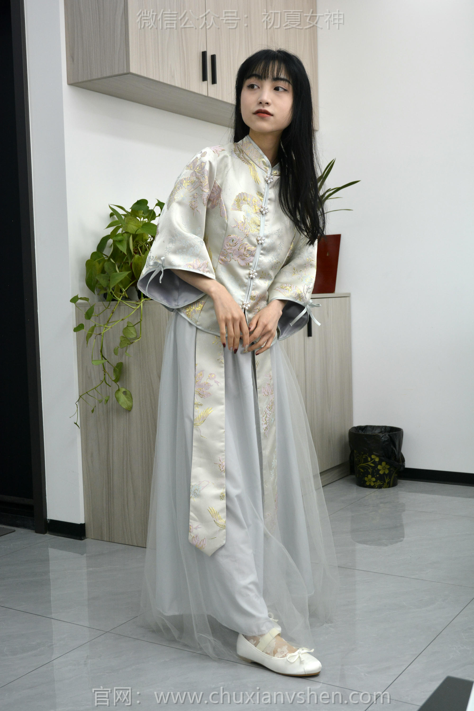 初夏女神 NO.154 柒柒 最美伴娘 [140P1V-4.94GB]_第1集