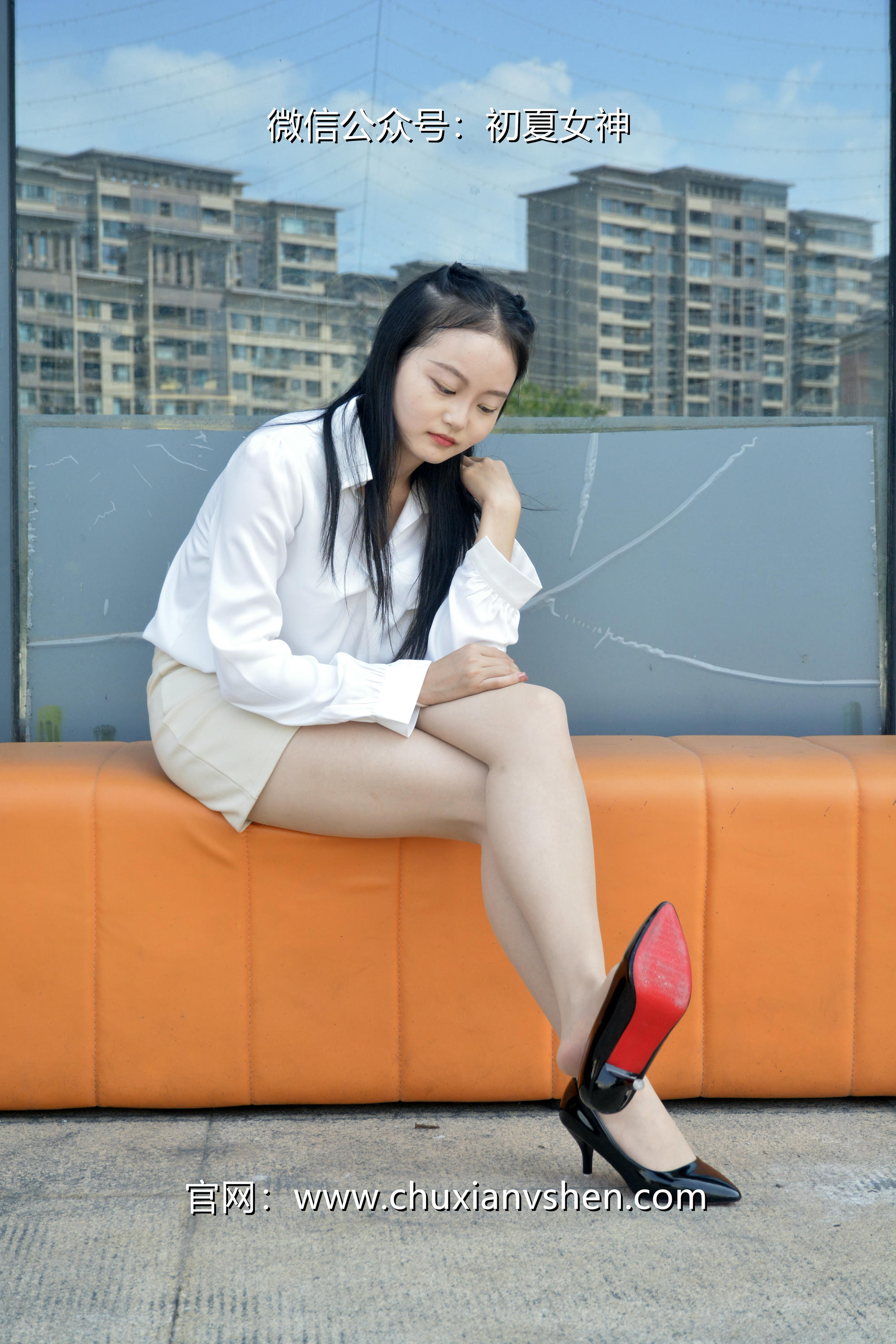 初夏女神 NO.035 双双 职场生涯[140P-1V-5.38G]_第6集