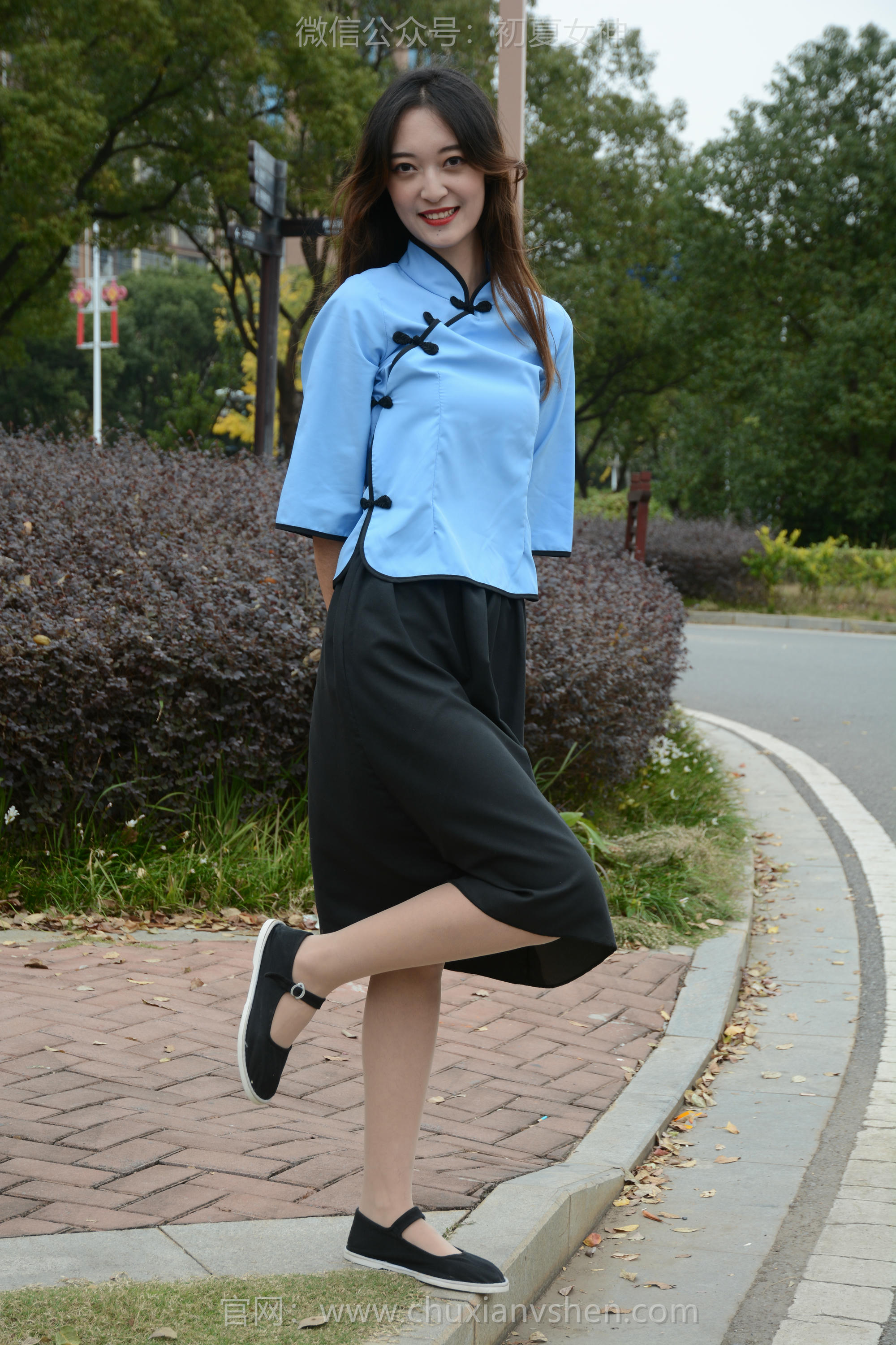 初夏女神 NO.157 依依 民国女神 [149P1V-5.32GB]_第1集