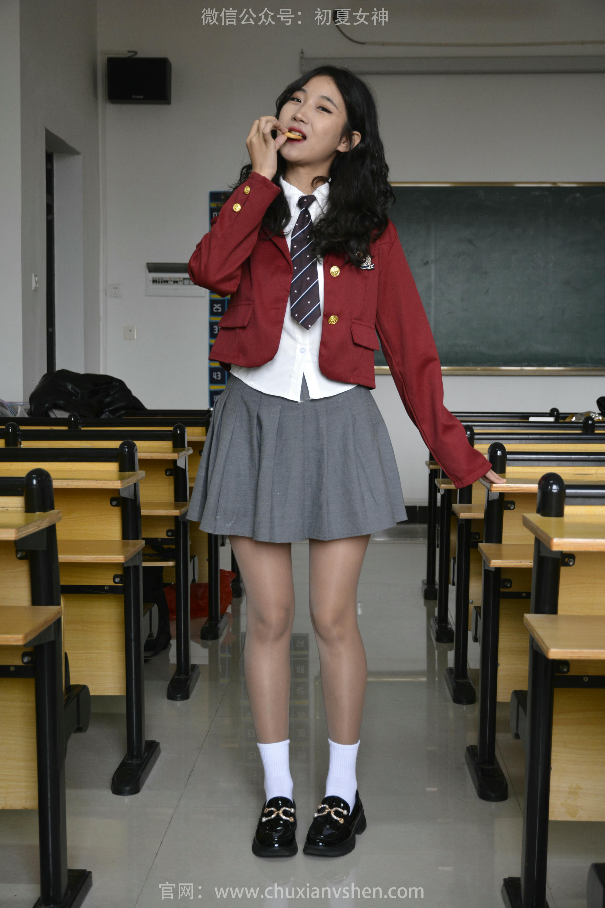 初夏女神 NO.158 点点 校园气息 [140P1V-2.44GB]_第2集