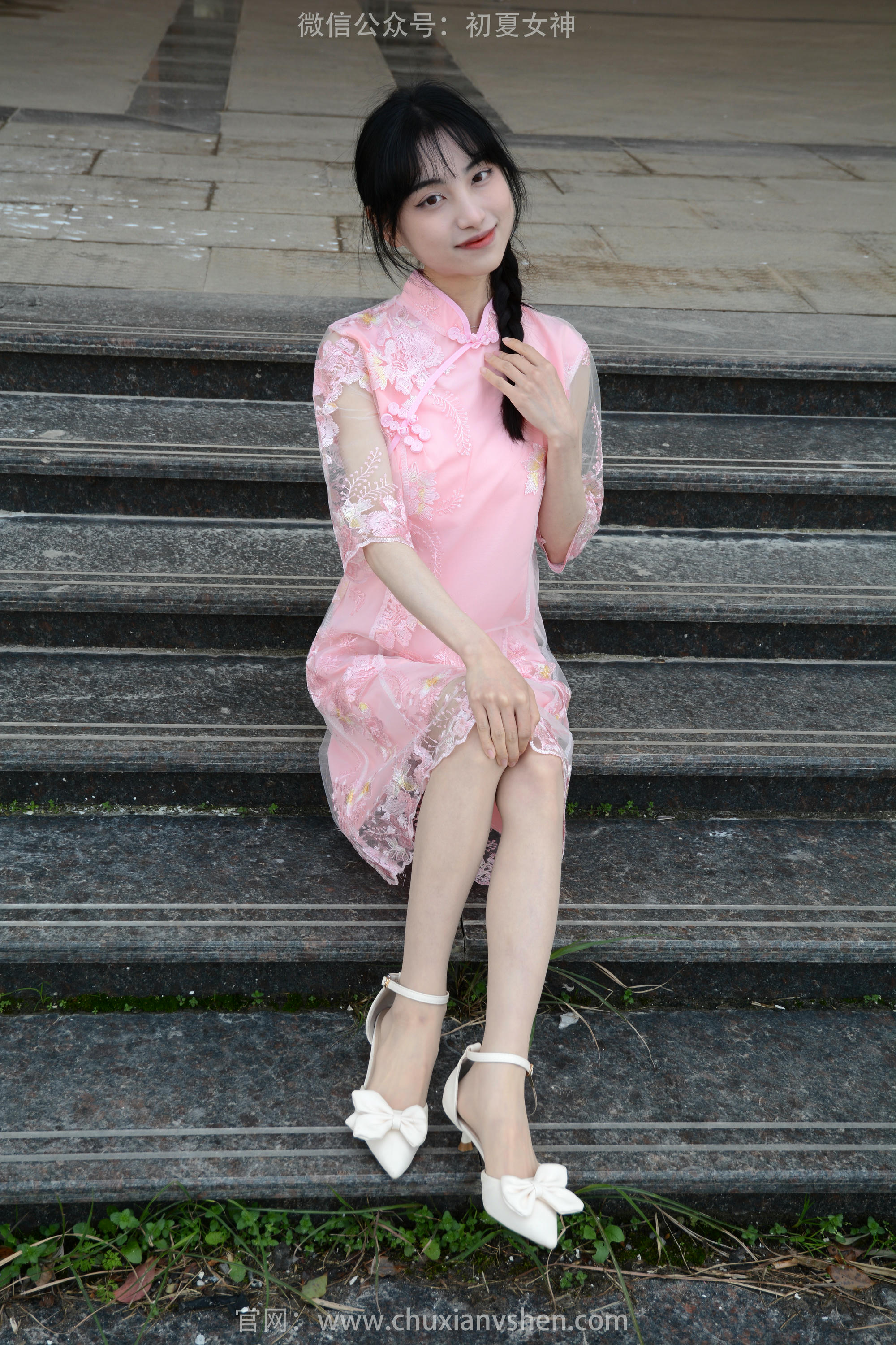 初夏女神 NO.163 柒柒 旗袍废墟 [140P1V-4.53GB]_第6集