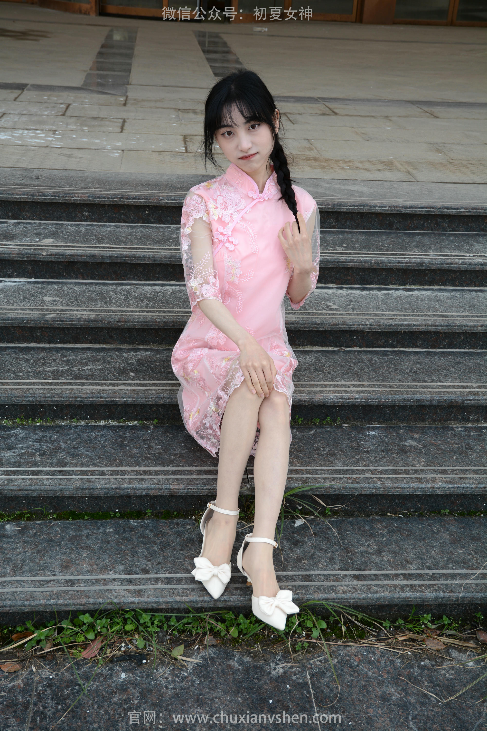 初夏女神 NO.163 柒柒 旗袍废墟 [140P1V-4.53GB]_第6集