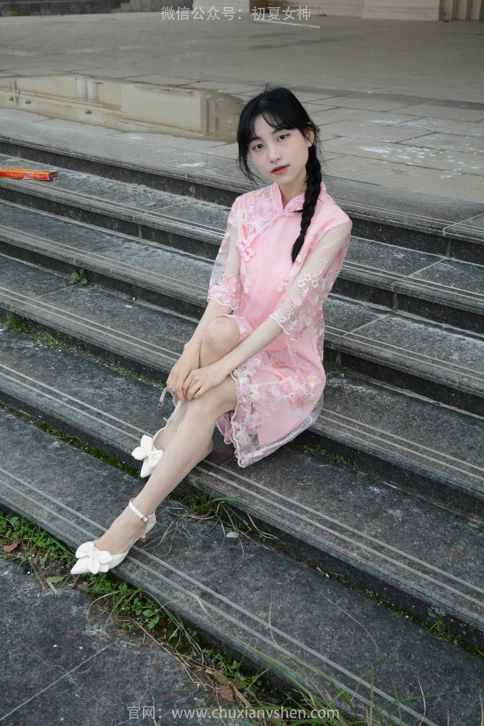 初夏女神 NO.163 柒柒 旗袍废墟 [140P1V-4.53GB]_第6集