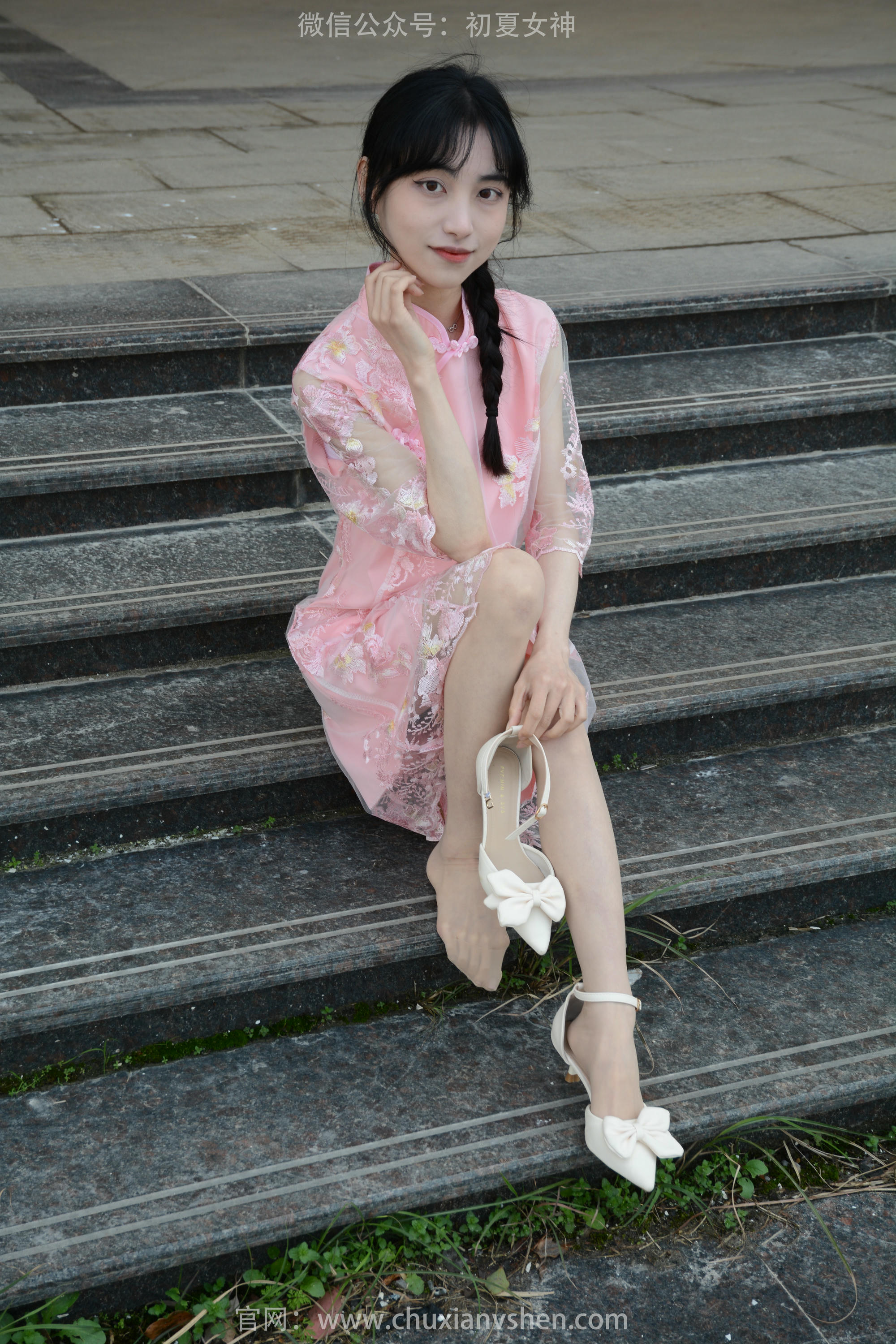 初夏女神 NO.163 柒柒 旗袍废墟 [140P1V-4.53GB]_第6集