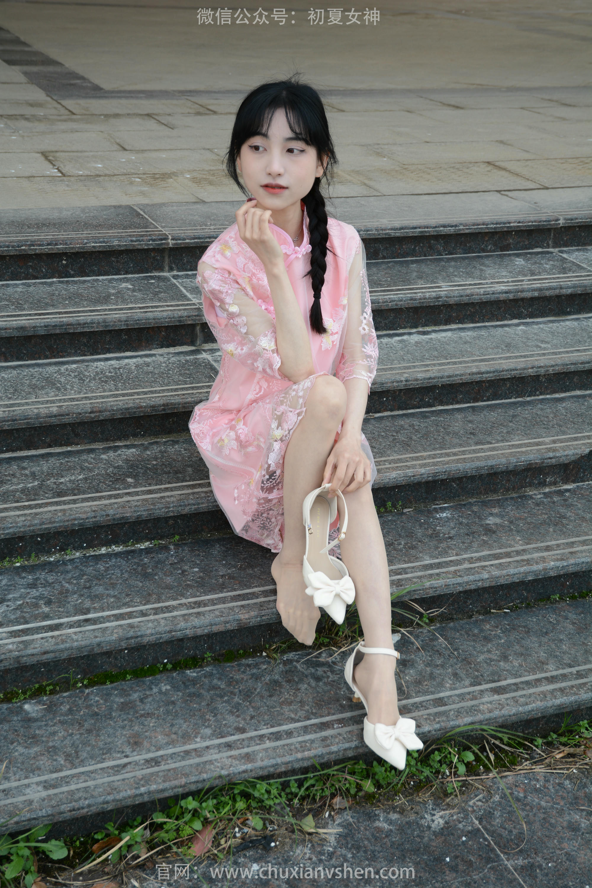 初夏女神 NO.163 柒柒 旗袍废墟 [140P1V-4.53GB]_第6集