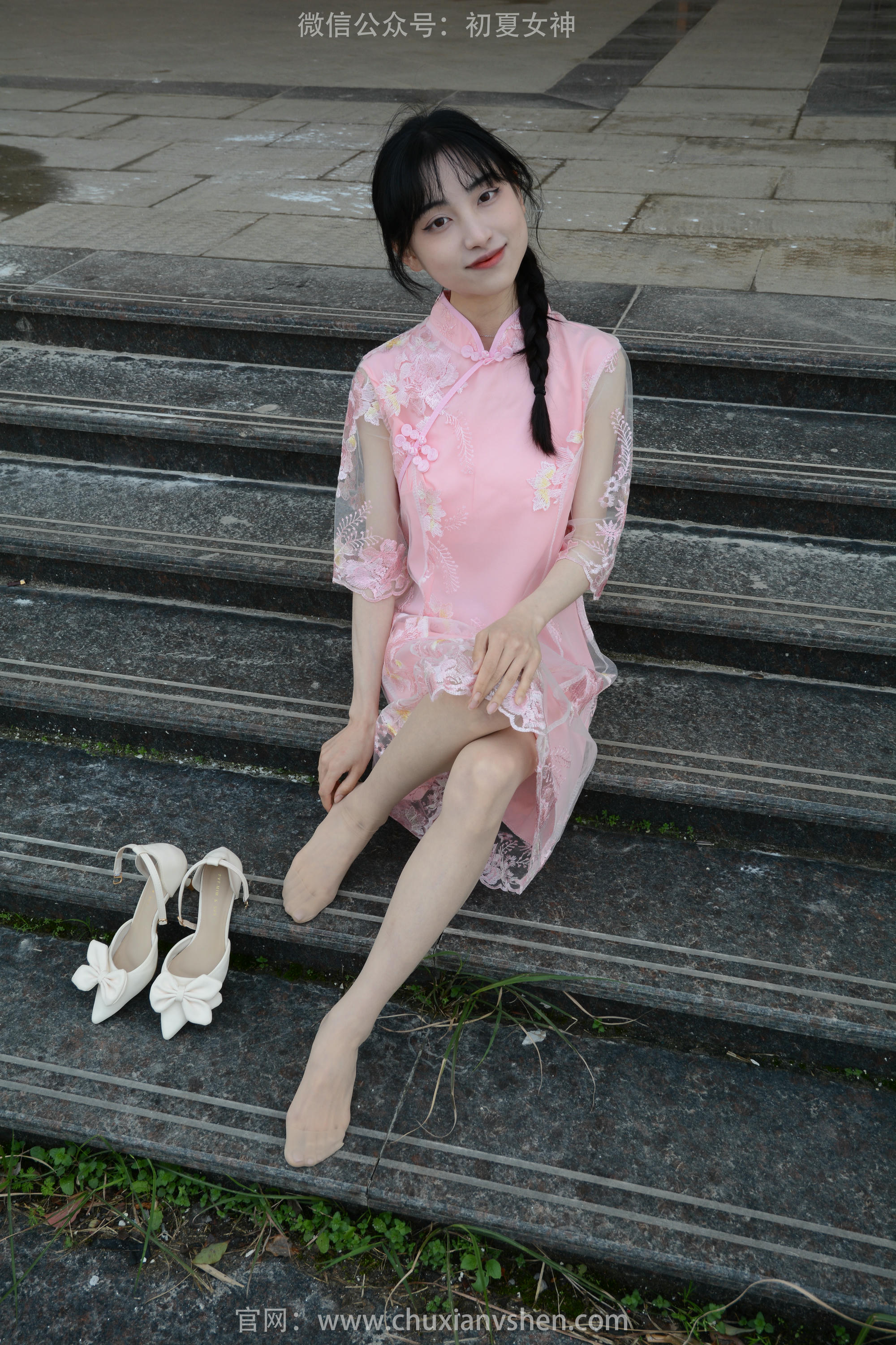 初夏女神 NO.163 柒柒 旗袍废墟 [140P1V-4.53GB]_第7集