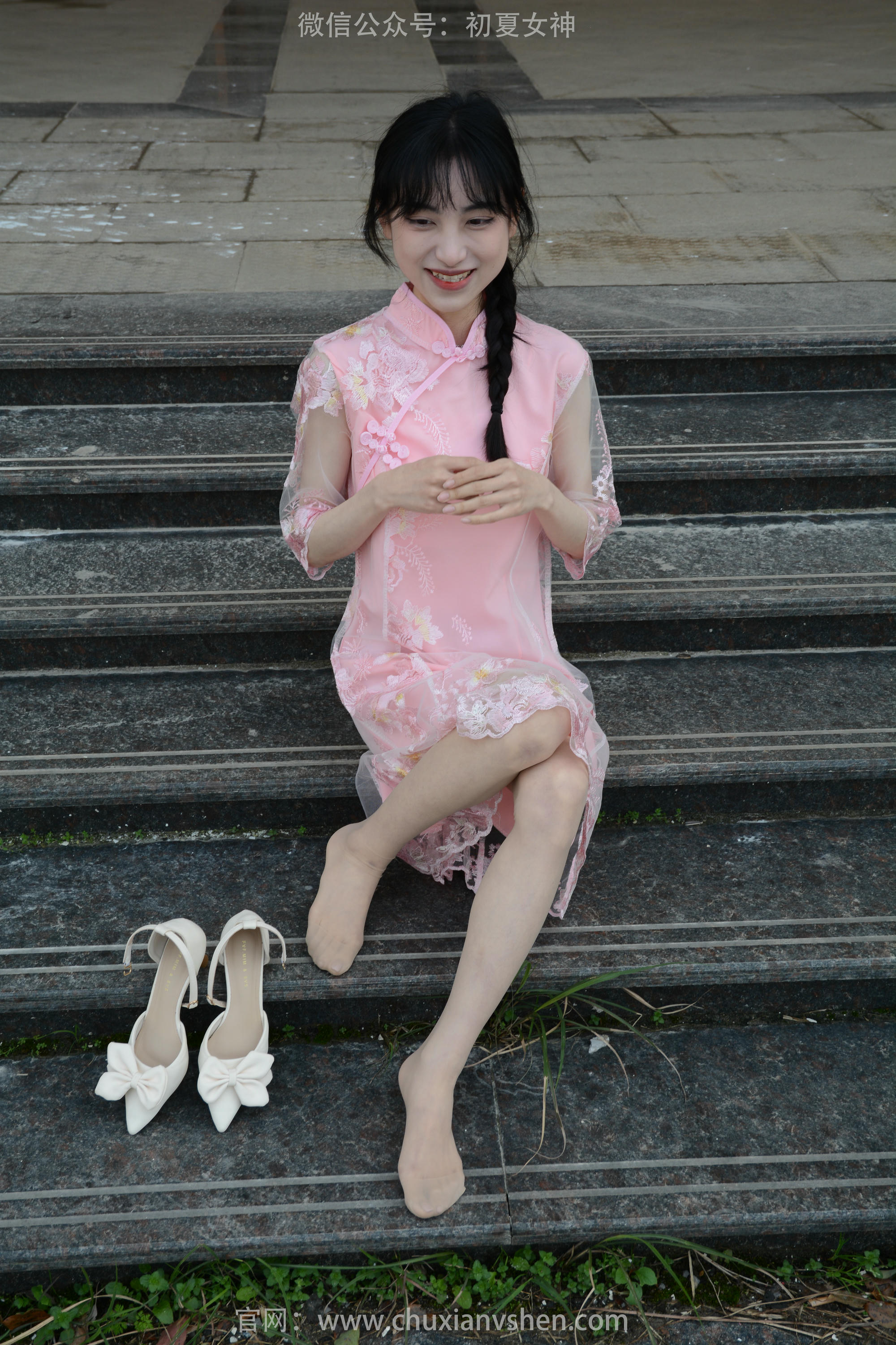 初夏女神 NO.163 柒柒 旗袍废墟 [140P1V-4.53GB]_第7集