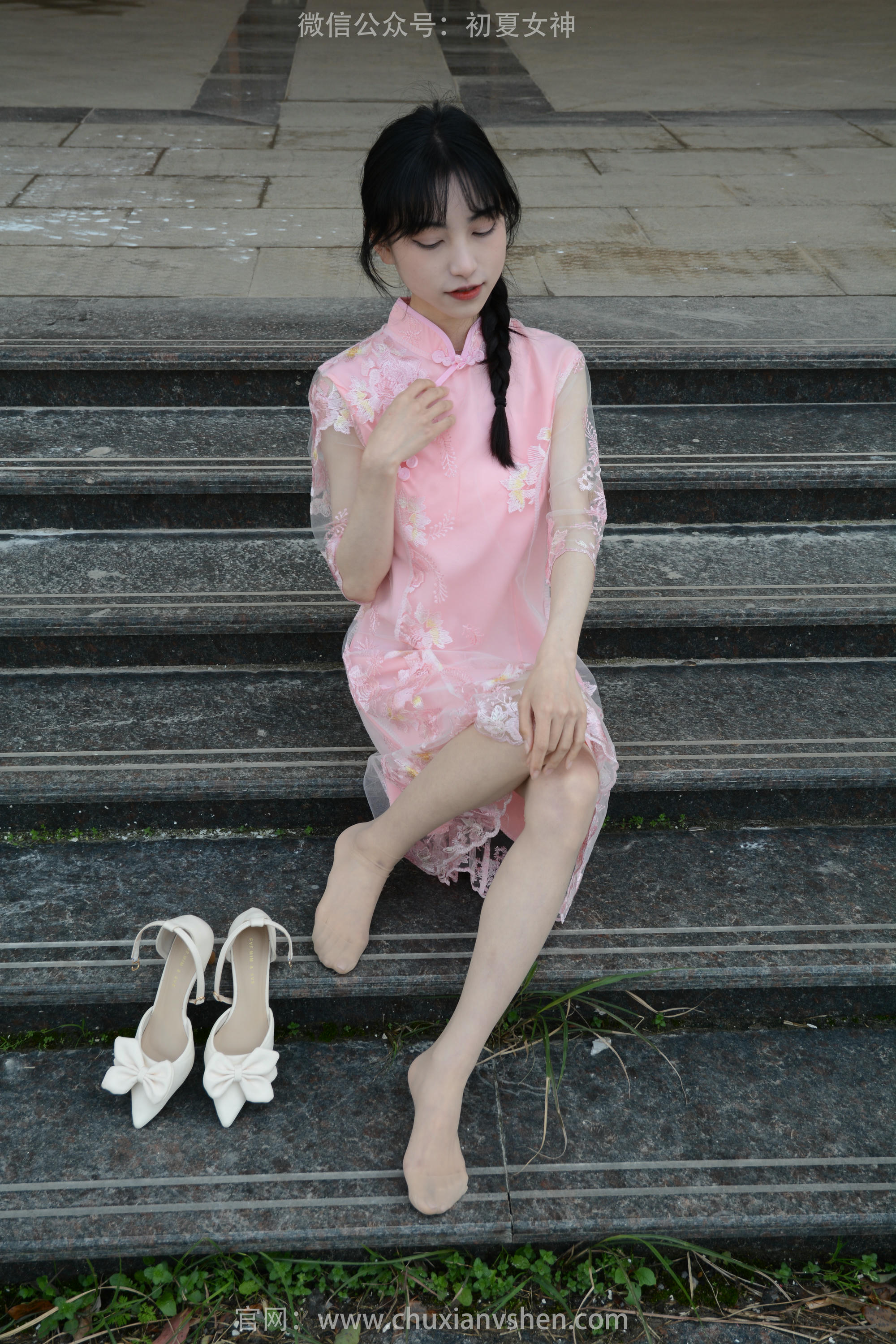 初夏女神 NO.163 柒柒 旗袍废墟 [140P1V-4.53GB]_第7集