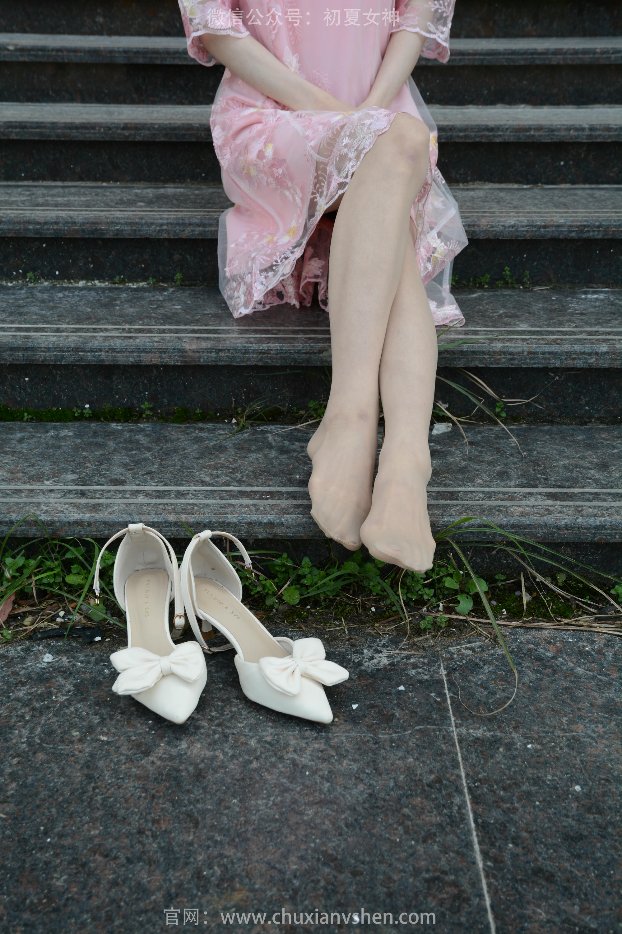 初夏女神 NO.163 柒柒 旗袍废墟 [140P1V-4.53GB]_第7集