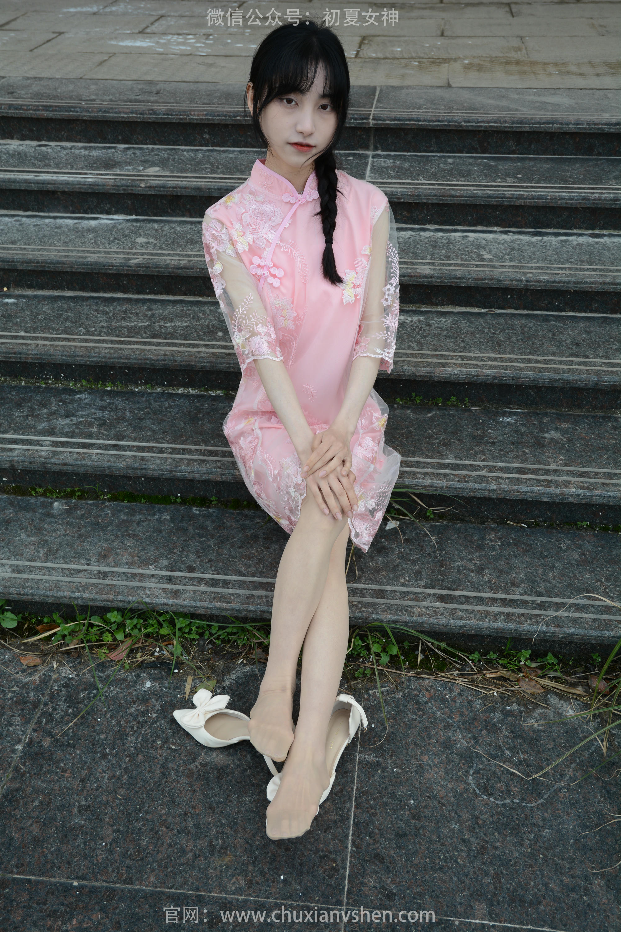 初夏女神 NO.163 柒柒 旗袍废墟 [140P1V-4.53GB]_第7集