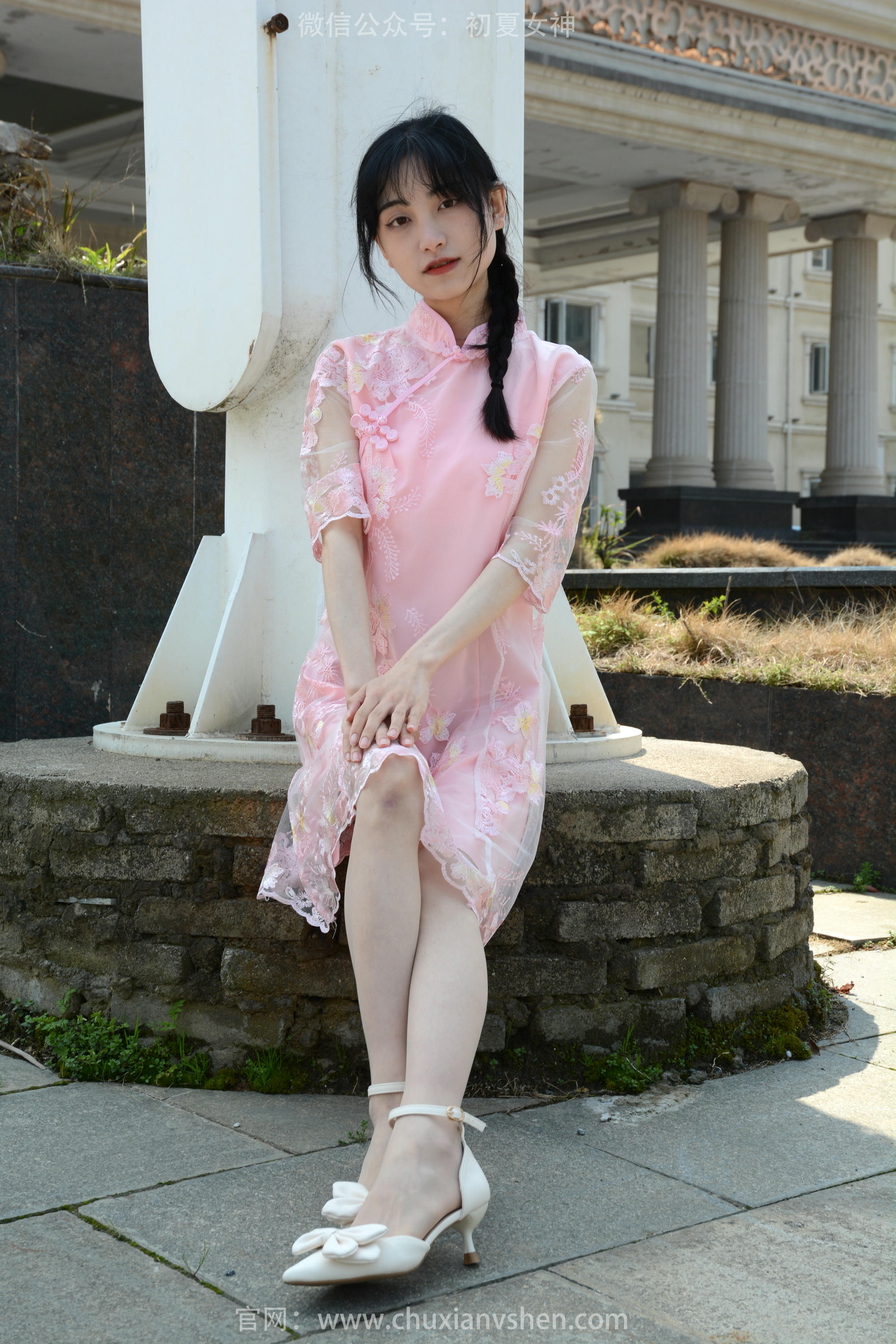 初夏女神 NO.163 柒柒 旗袍废墟 [140P1V-4.53GB]_第1集