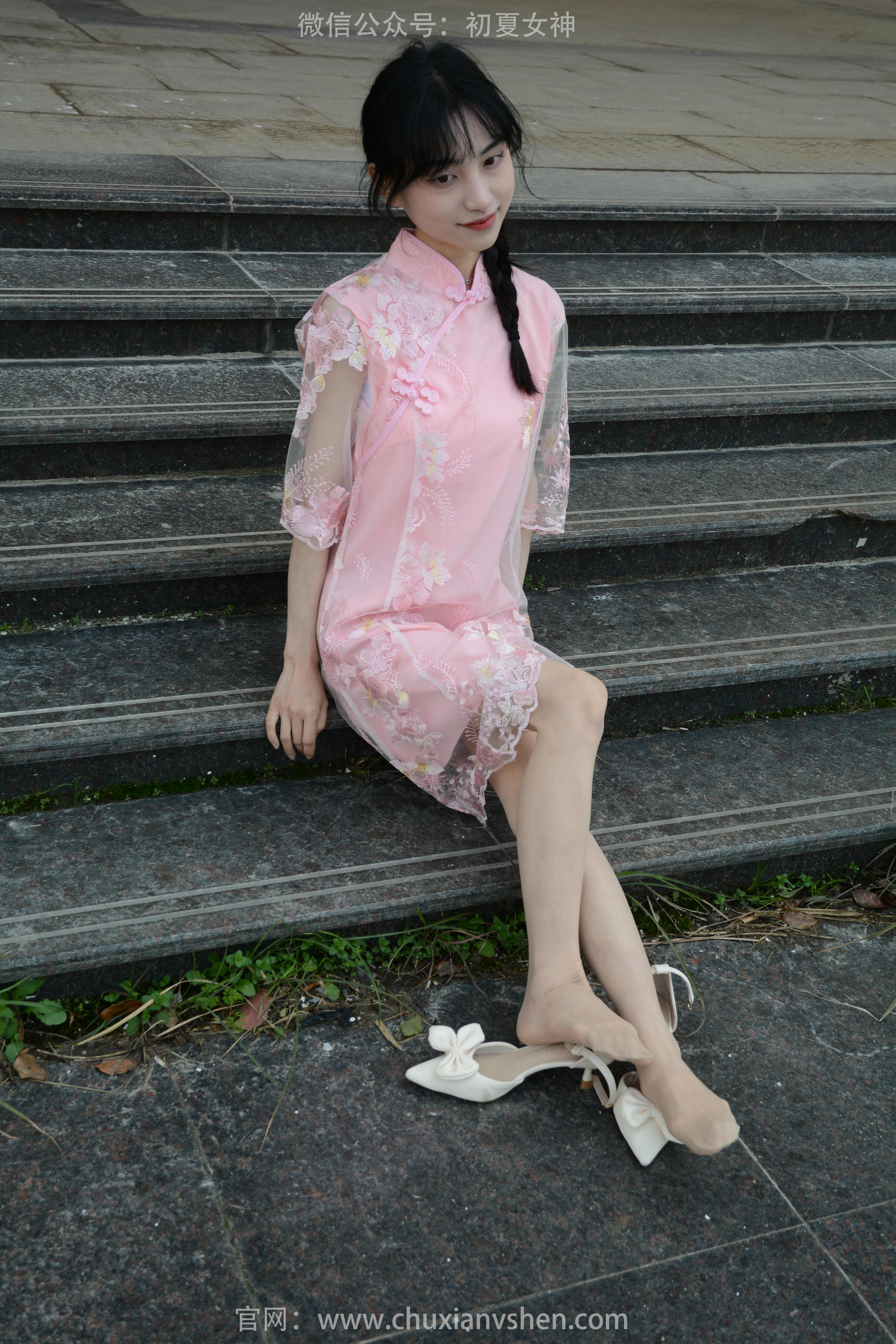 初夏女神 NO.163 柒柒 旗袍废墟 [140P1V-4.53GB]_第7集