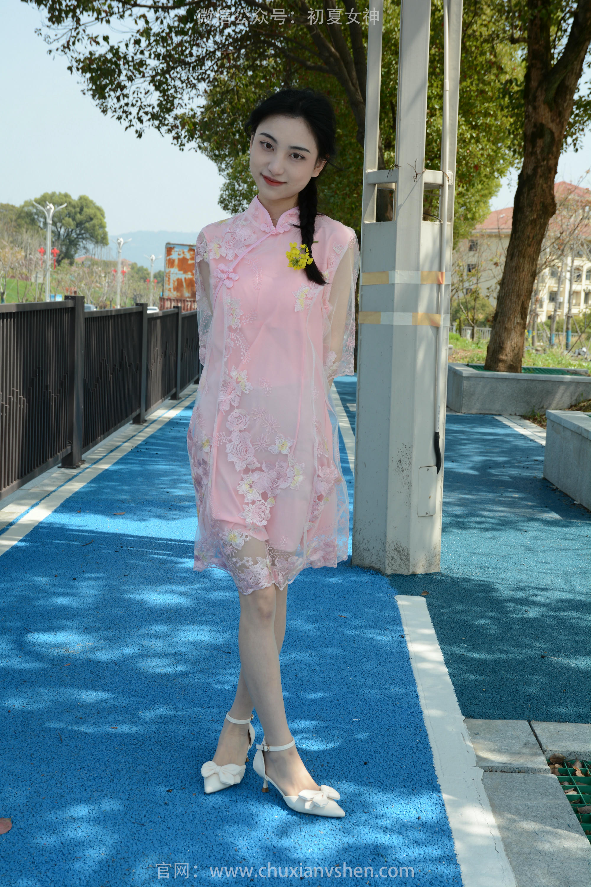 初夏女神 NO.163 柒柒 旗袍废墟 [140P1V-4.53GB]_第2集