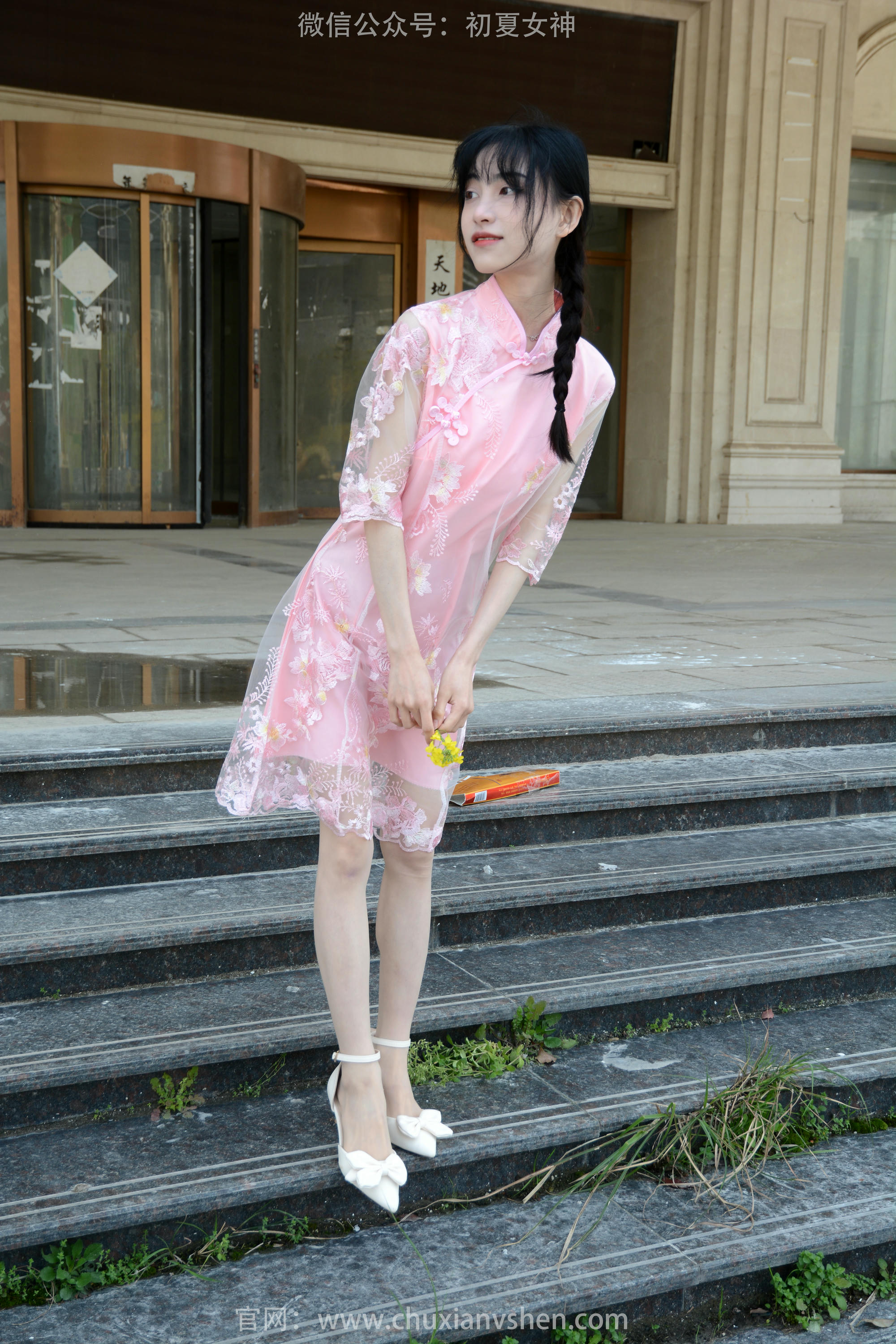 初夏女神 NO.163 柒柒 旗袍废墟 [140P1V-4.53GB]_第2集