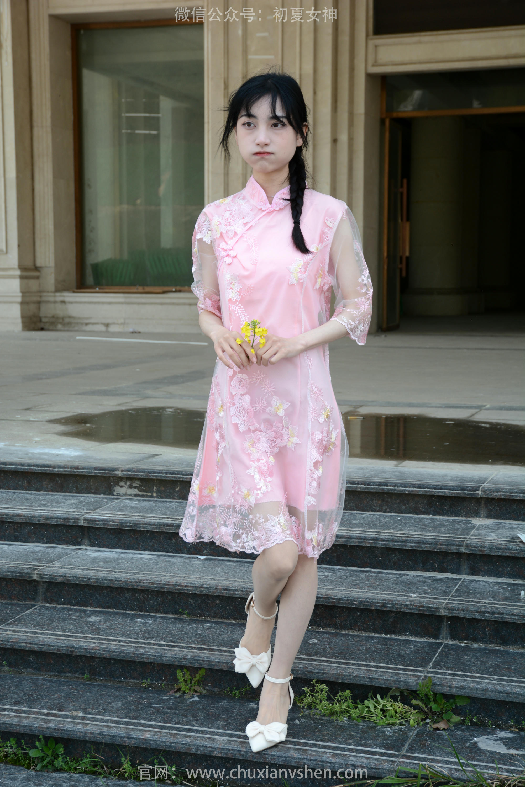 初夏女神 NO.163 柒柒 旗袍废墟 [140P1V-4.53GB]_第2集