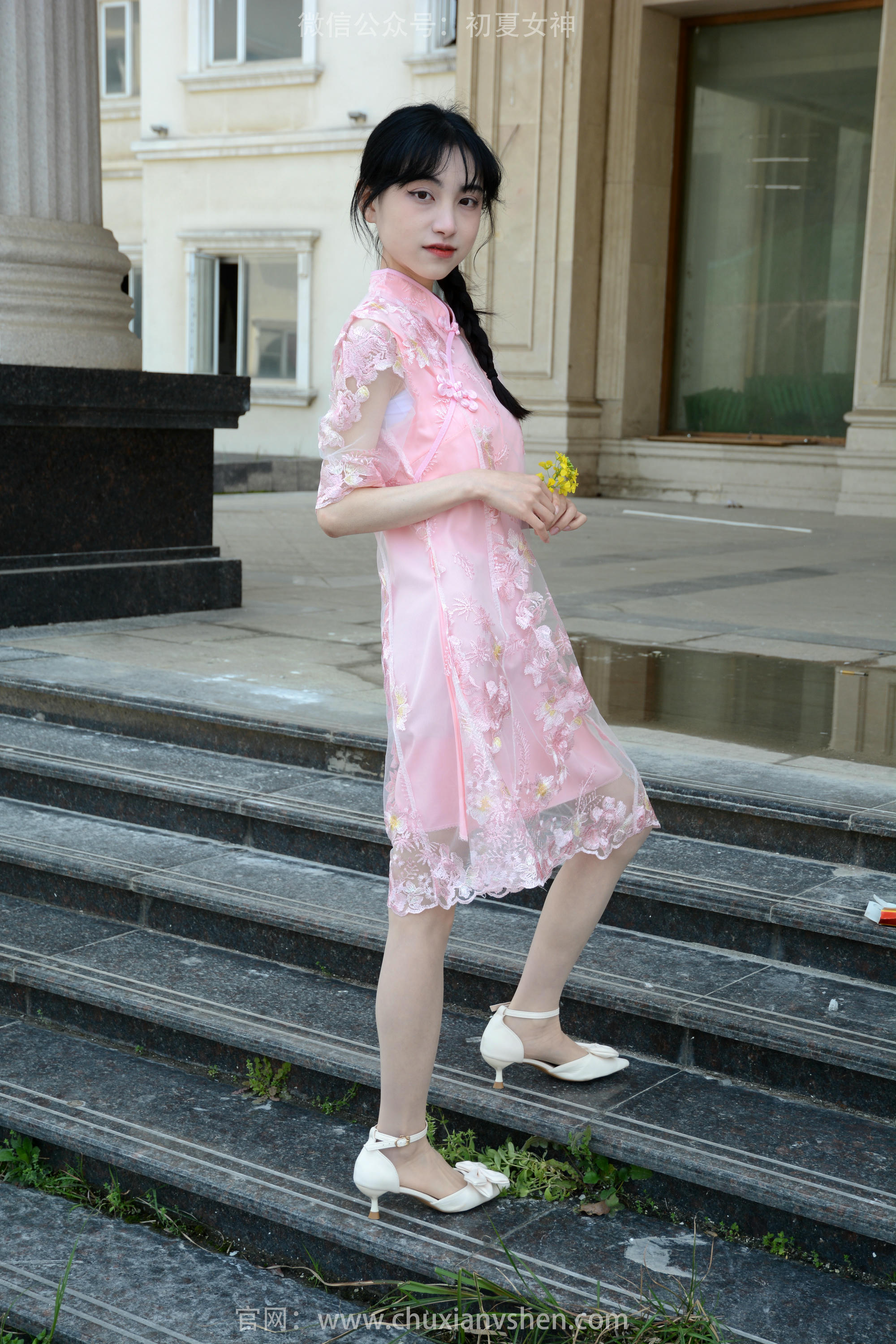 初夏女神 NO.163 柒柒 旗袍废墟 [140P1V-4.53GB]_第2集