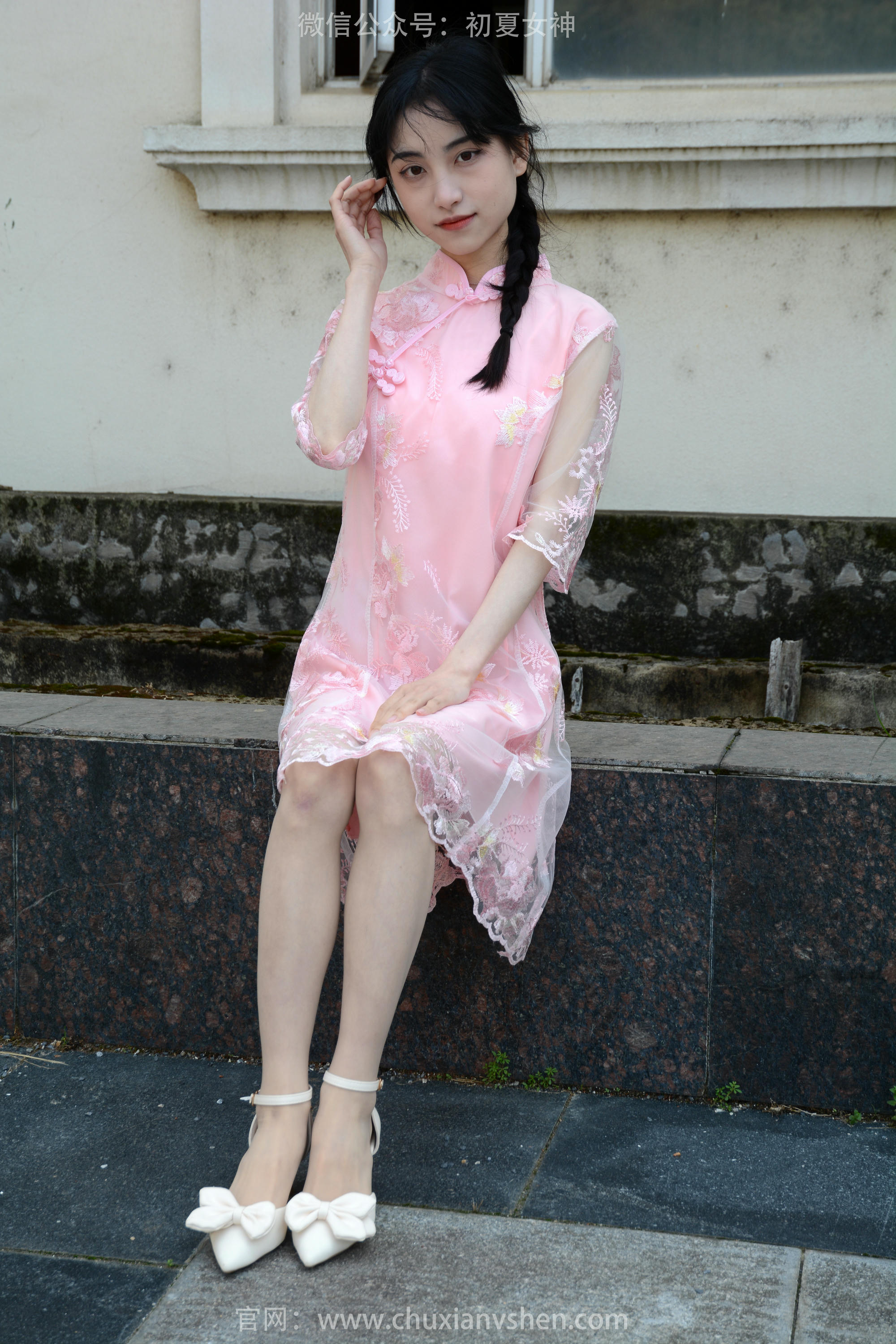 初夏女神 NO.163 柒柒 旗袍废墟 [140P1V-4.53GB]_第3集