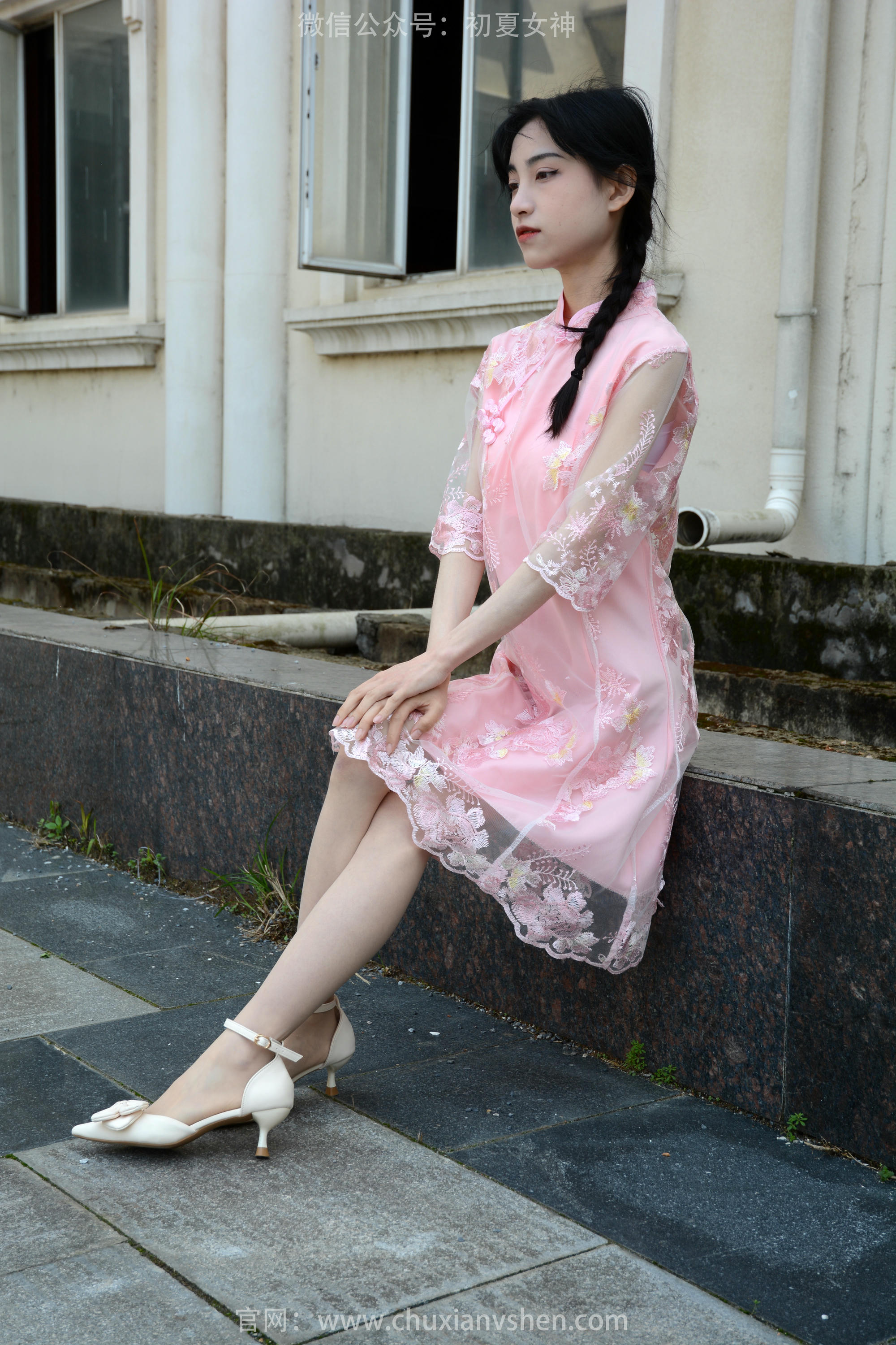 初夏女神 NO.163 柒柒 旗袍废墟 [140P1V-4.53GB]_第3集