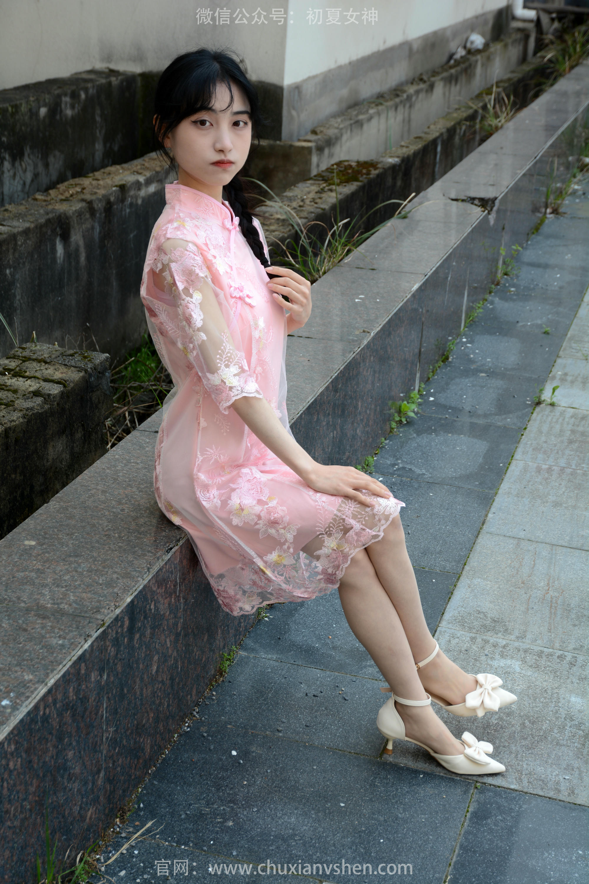 初夏女神 NO.163 柒柒 旗袍废墟 [140P1V-4.53GB]_第4集