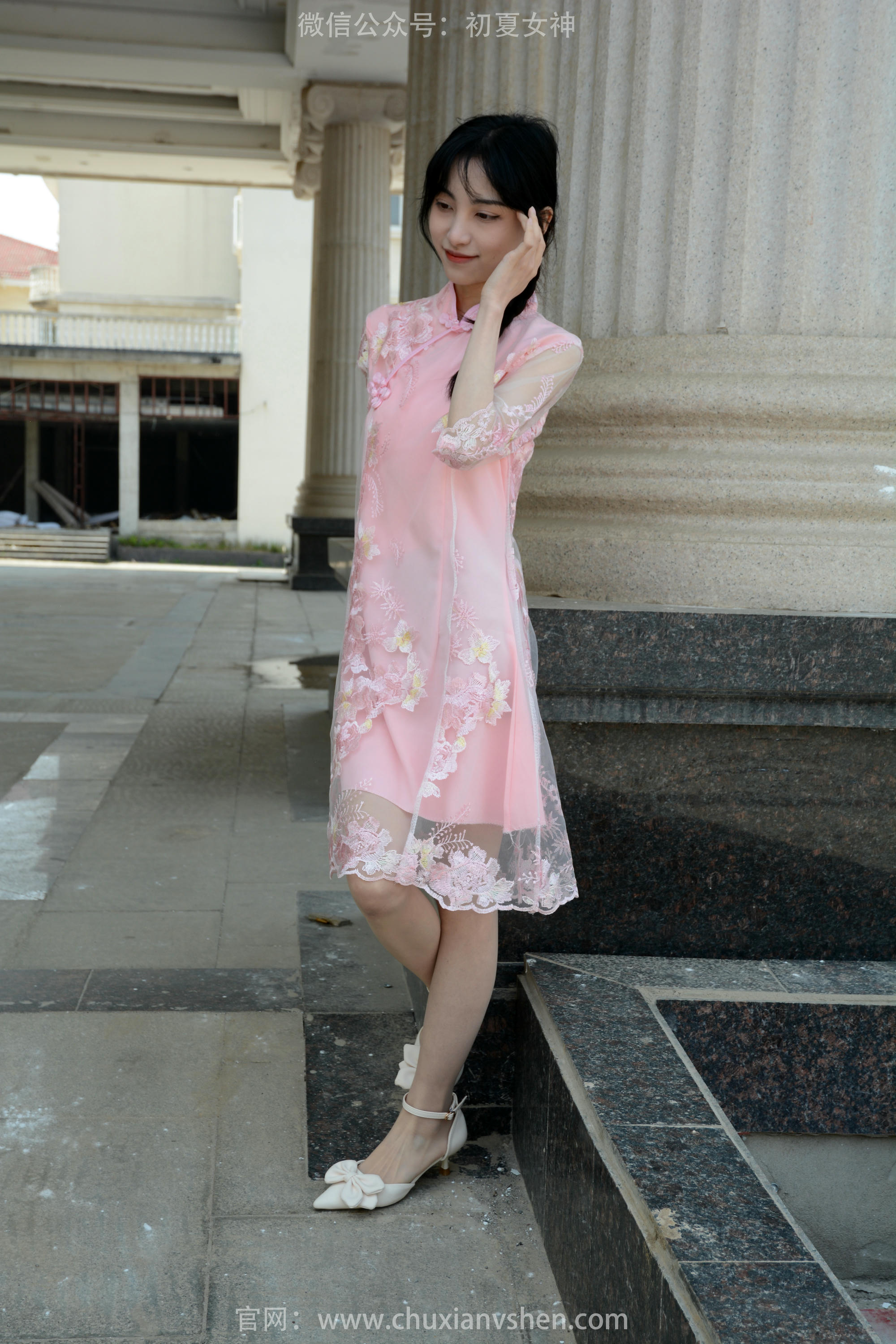 初夏女神 NO.163 柒柒 旗袍废墟 [140P1V-4.53GB]_第4集