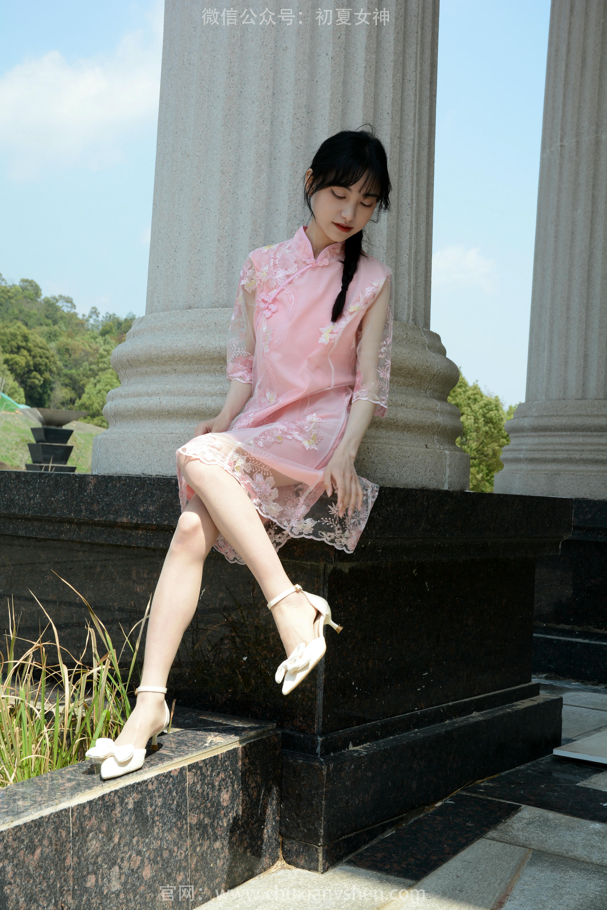 初夏女神 NO.163 柒柒 旗袍废墟 [140P1V-4.53GB]_第5集