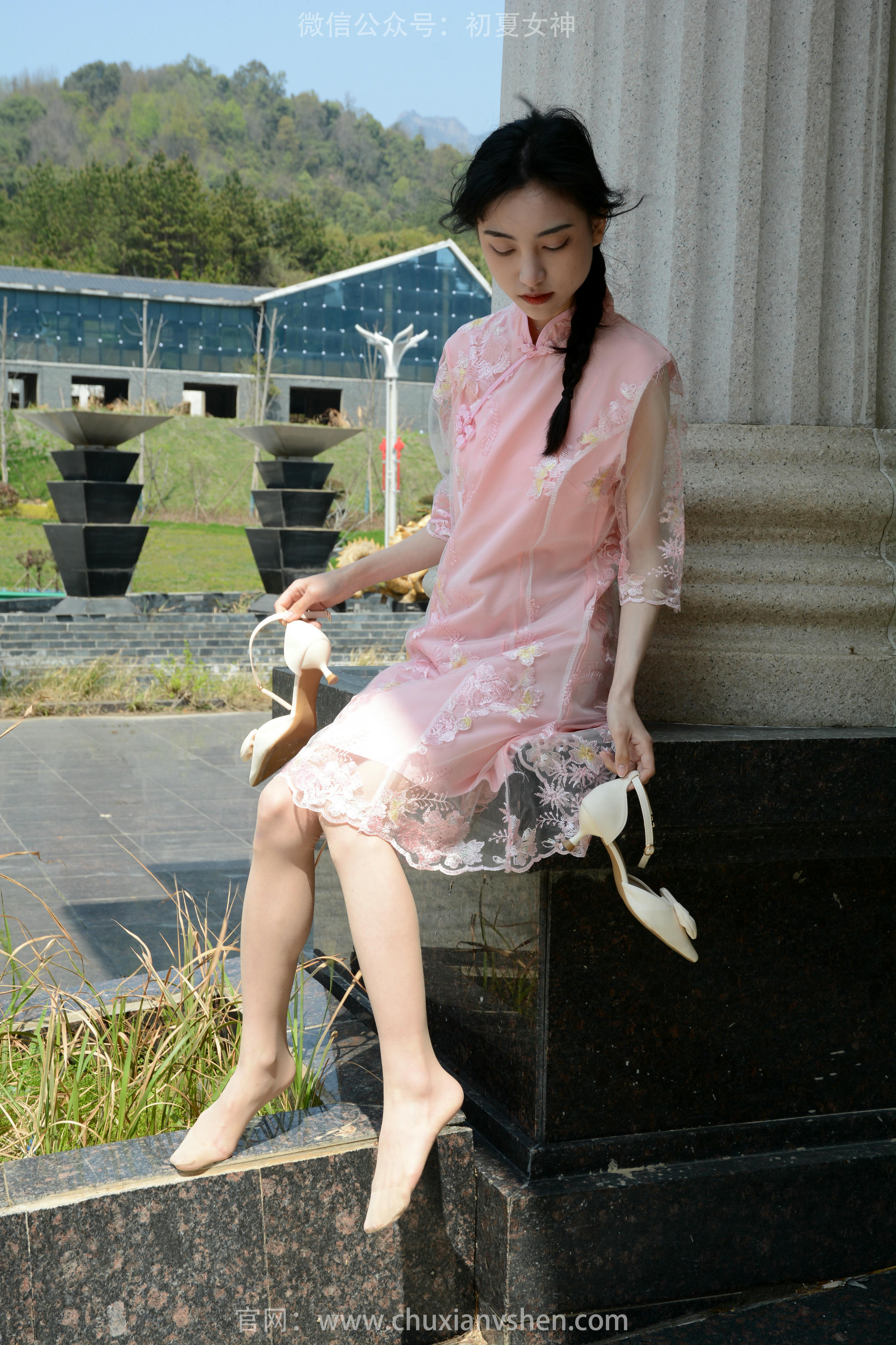 初夏女神 NO.163 柒柒 旗袍废墟 [140P1V-4.53GB]_第5集