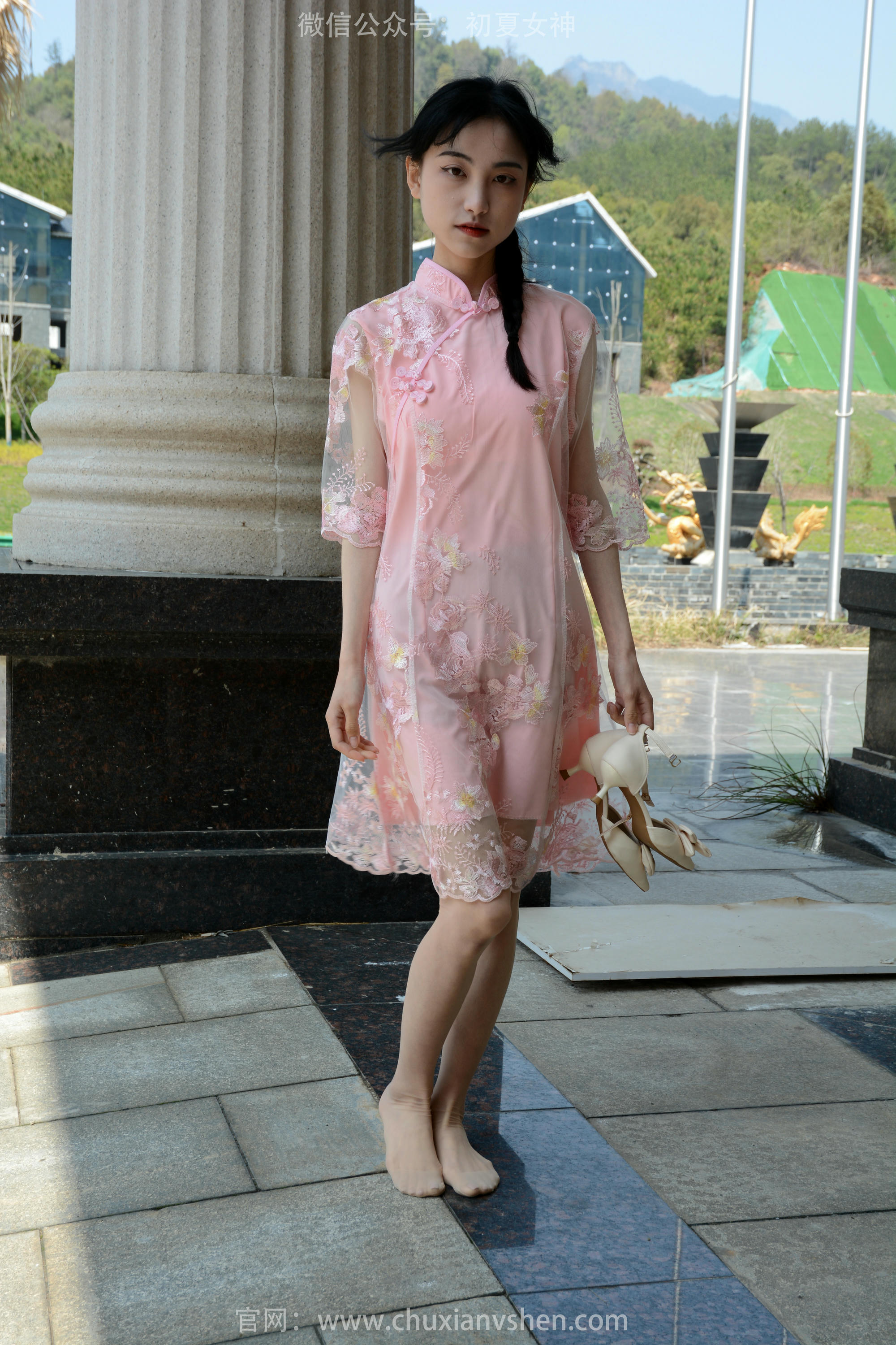 初夏女神 NO.163 柒柒 旗袍废墟 [140P1V-4.53GB]_第5集