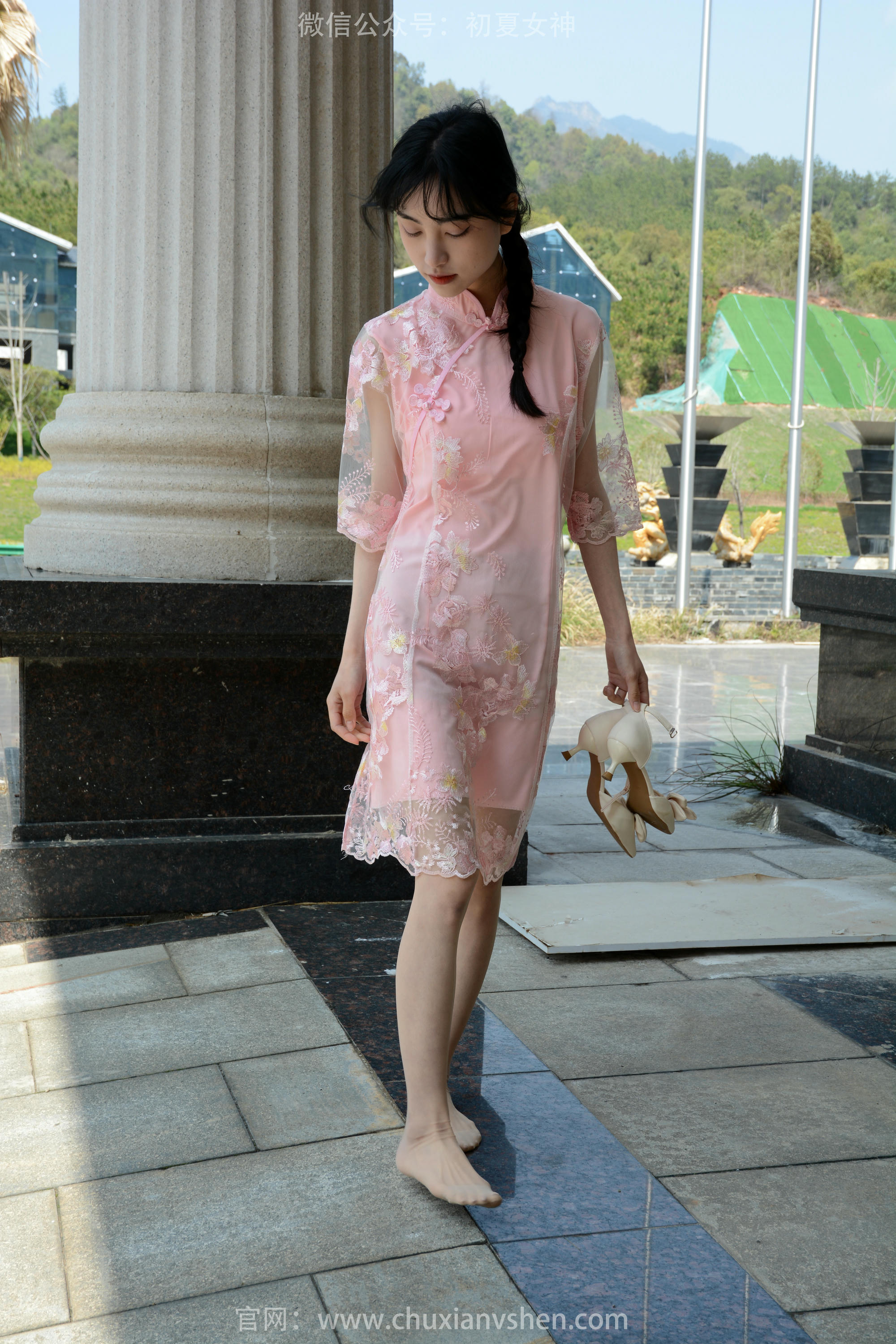 初夏女神 NO.163 柒柒 旗袍废墟 [140P1V-4.53GB]_第5集