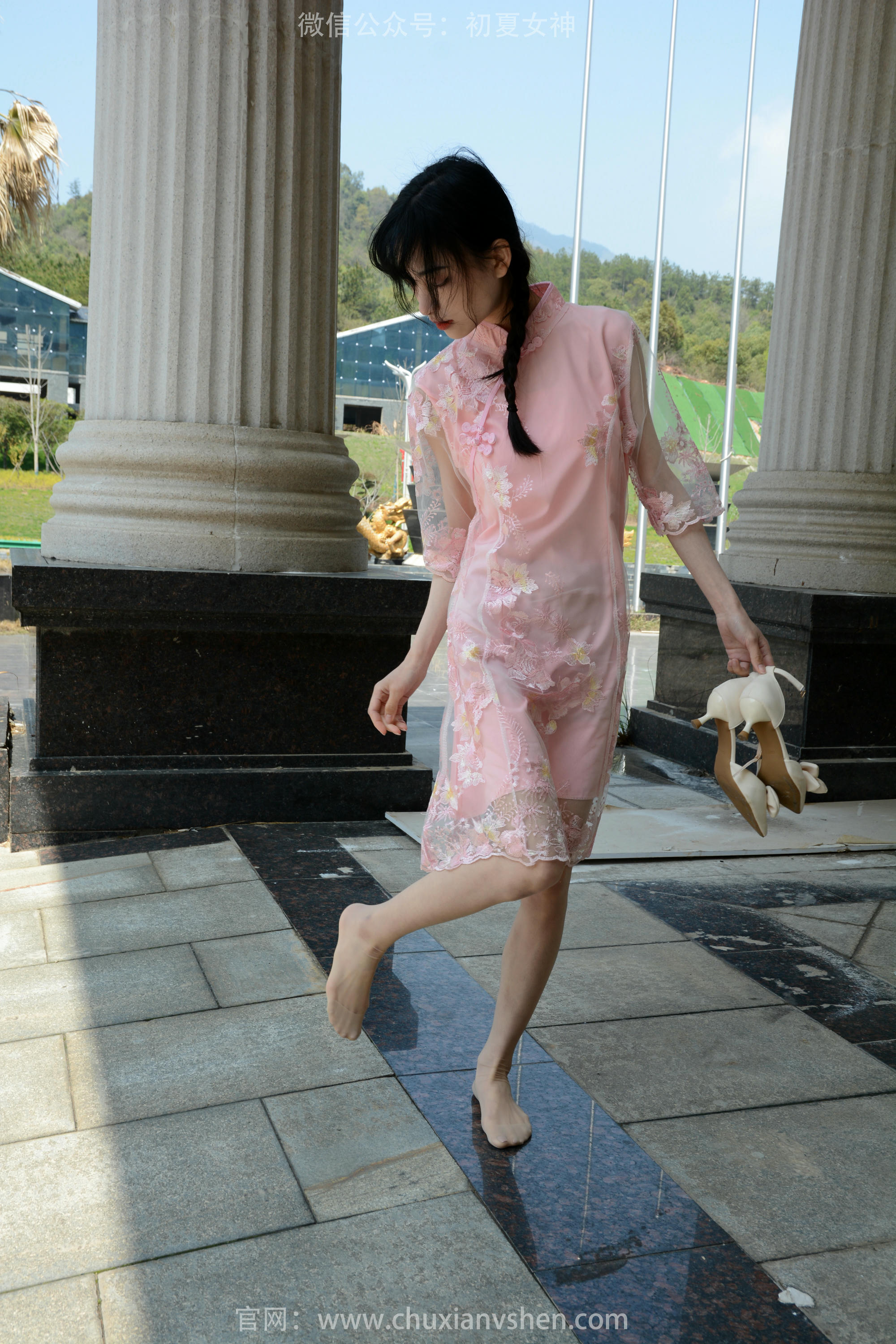 初夏女神 NO.163 柒柒 旗袍废墟 [140P1V-4.53GB]_第5集