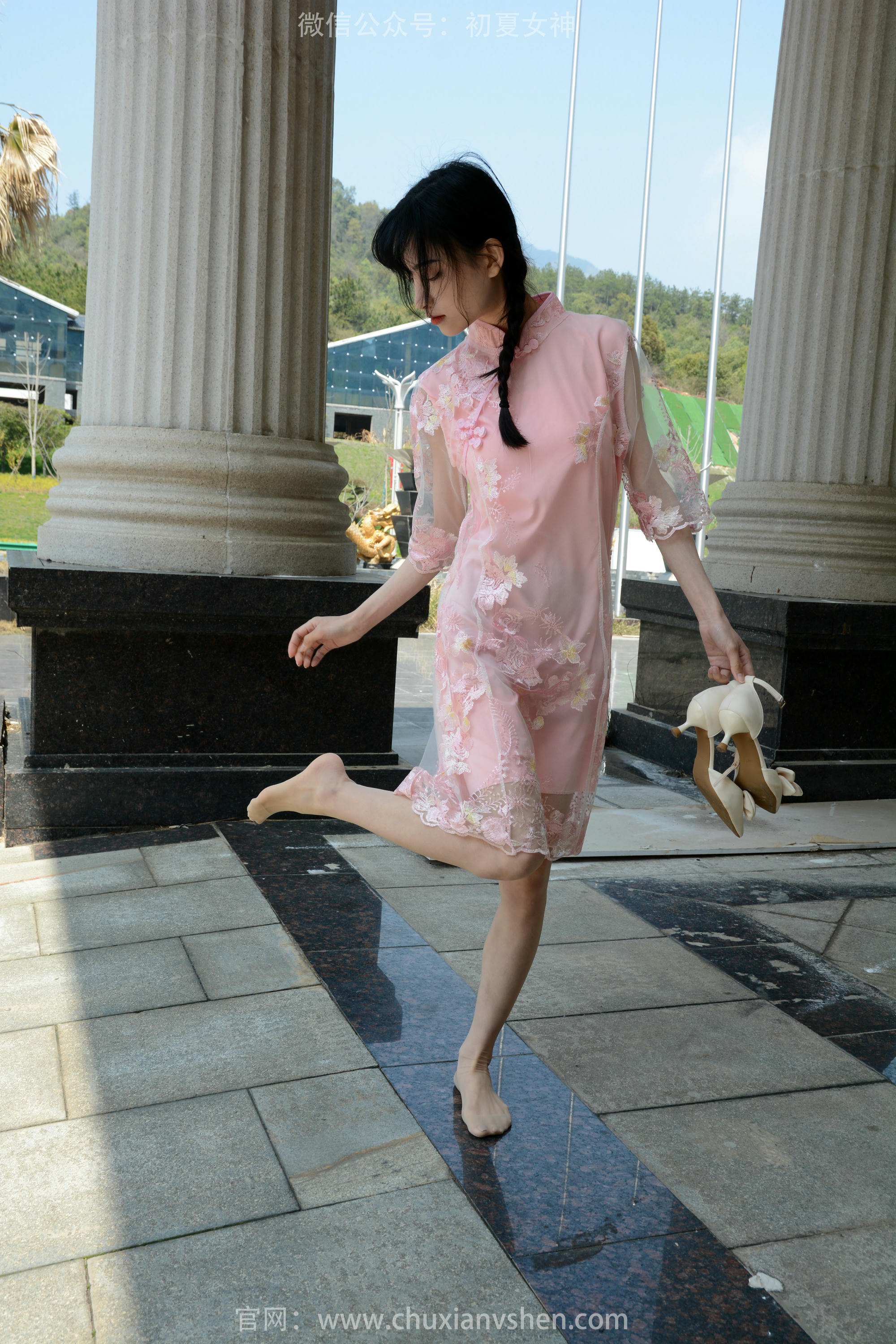 初夏女神 NO.163 柒柒 旗袍废墟 [140P1V-4.53GB]_第5集