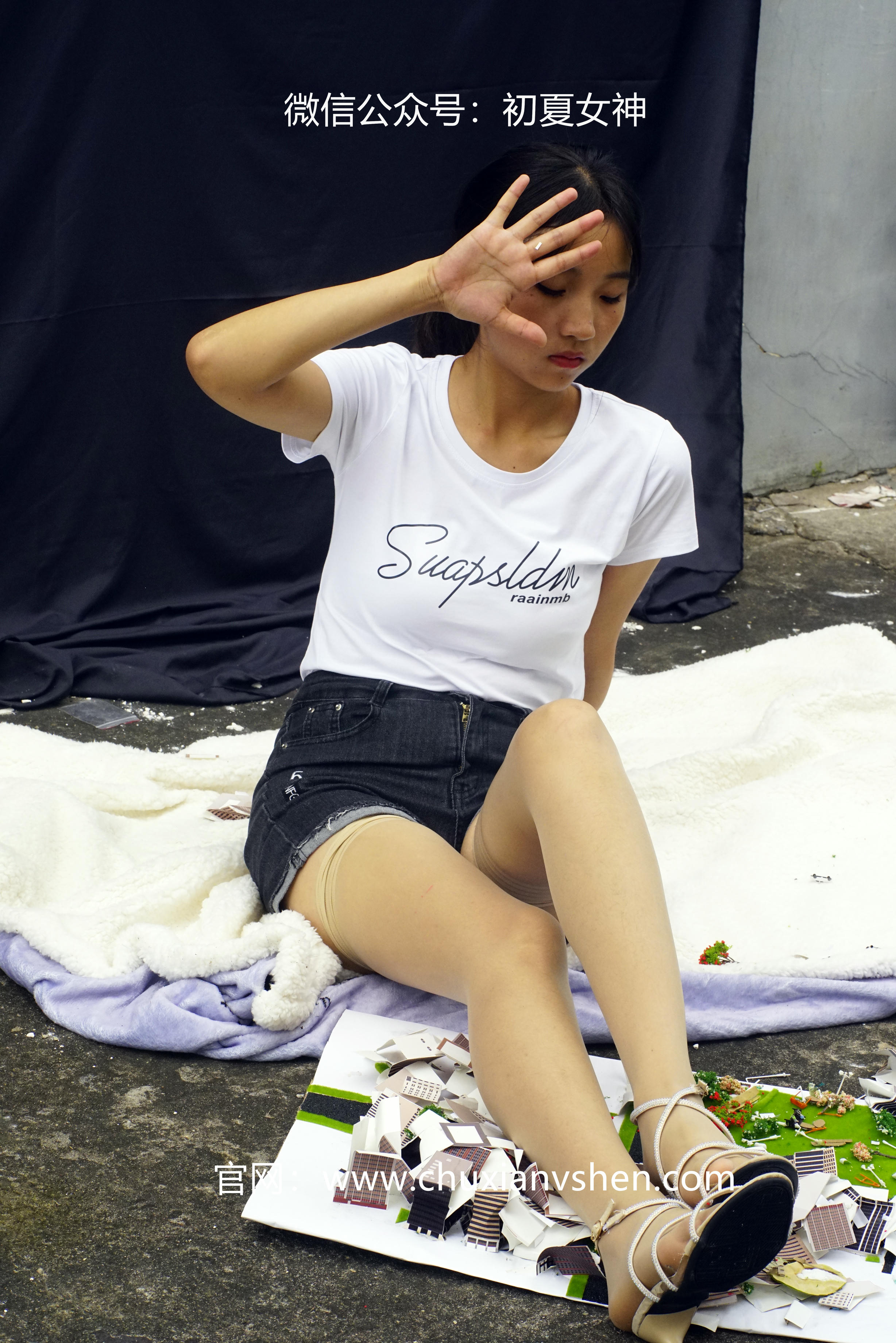 初夏女神 NO.036 点点 误入小人国[110P+1V／4.11GB]_第6集