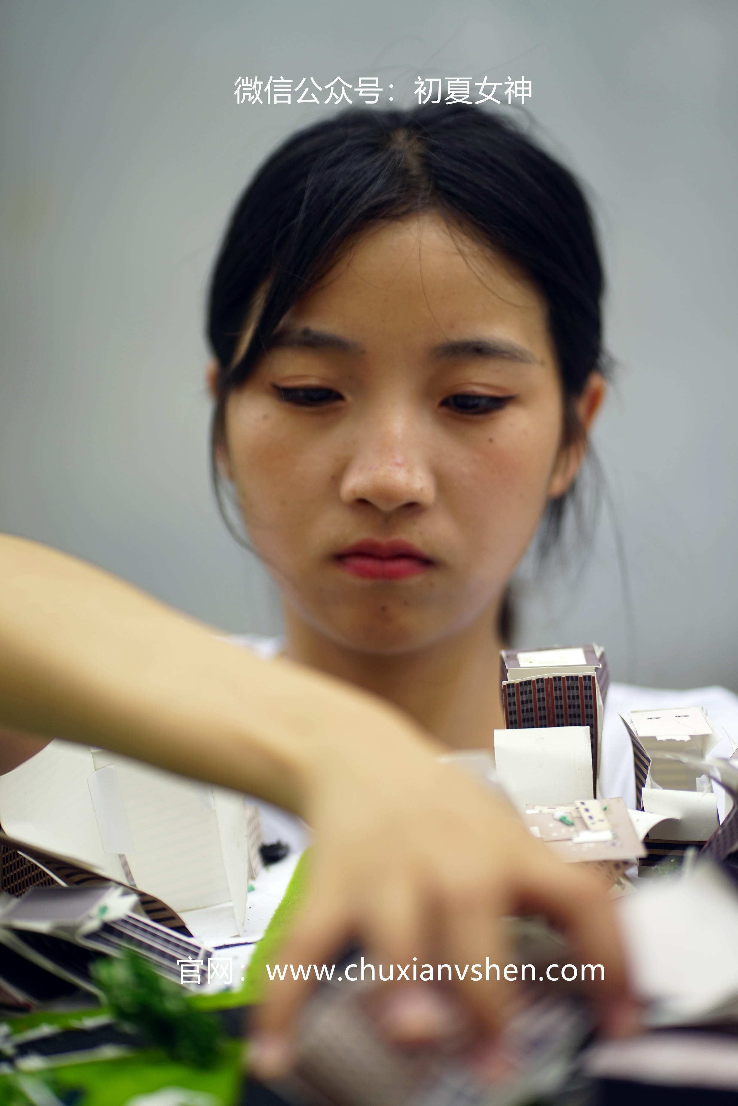 初夏女神 NO.036 点点 误入小人国[110P+1V／4.11GB]_第2集