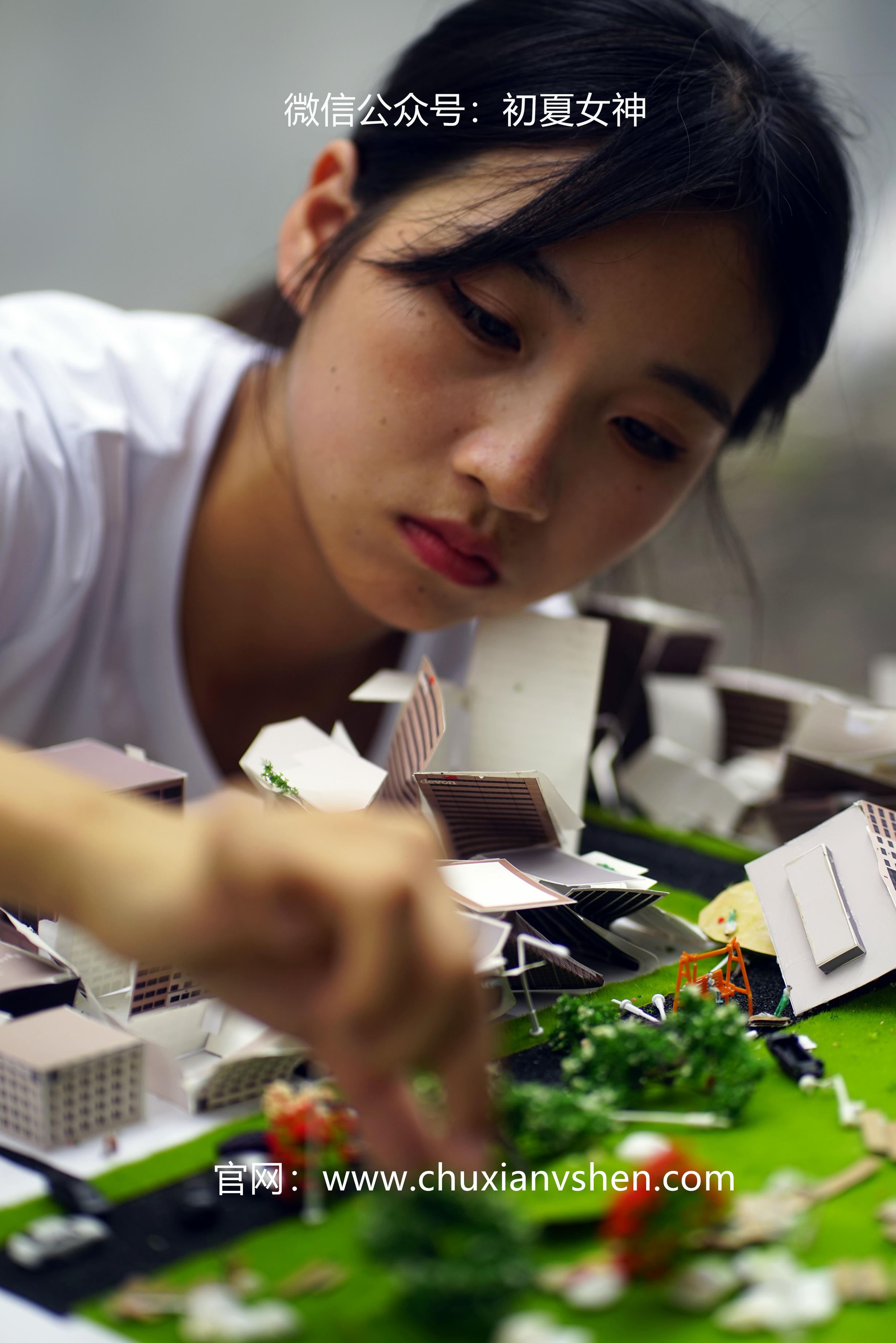 初夏女神 NO.036 点点 误入小人国[110P+1V／4.11GB]_第2集