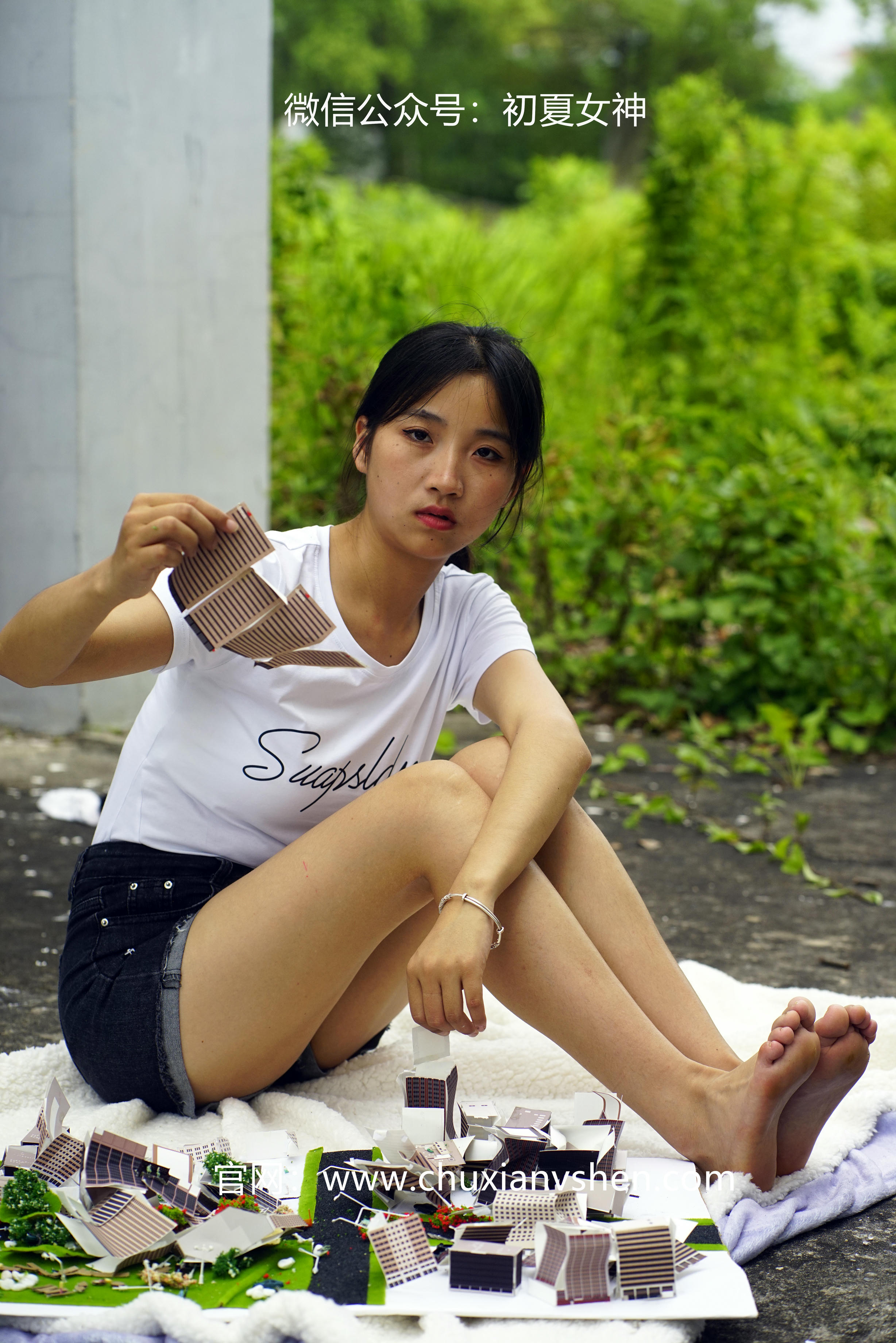 初夏女神 NO.036 点点 误入小人国[110P+1V／4.11GB]_第3集