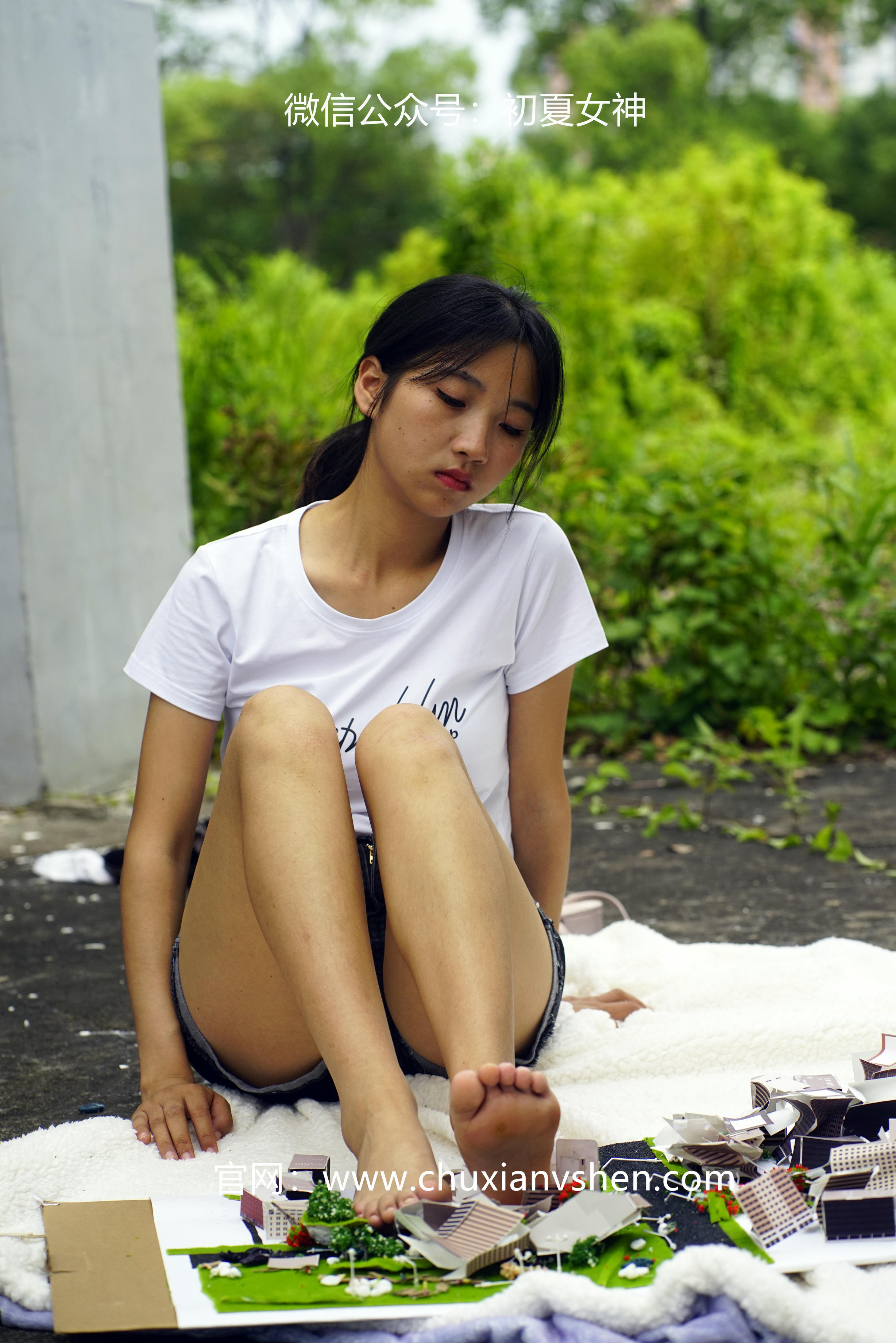 初夏女神 NO.036 点点 误入小人国[110P+1V／4.11GB]_第3集