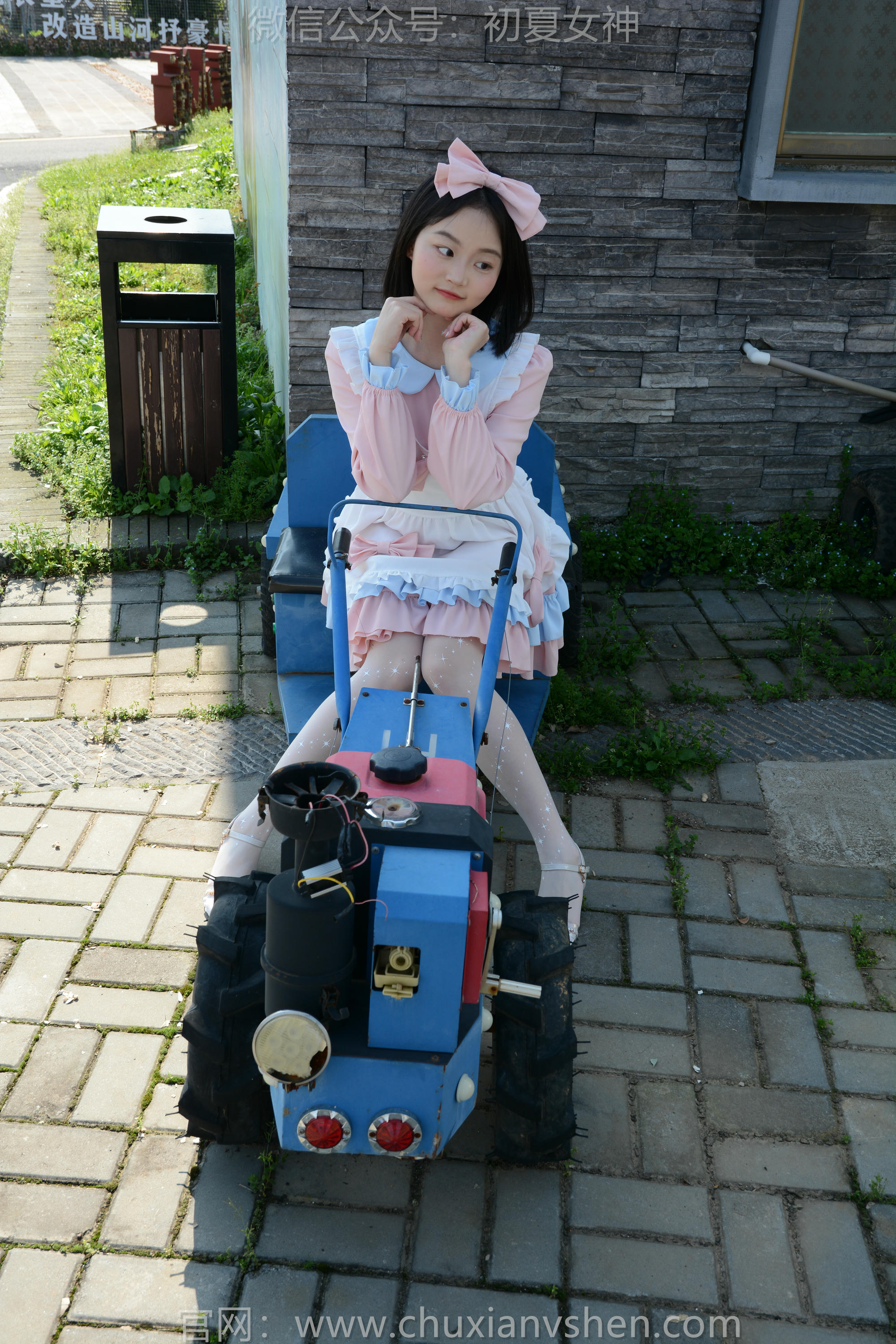 初夏女神 NO.169 双双 简约洛丽塔 [160P1V-5.44GB]_第6集