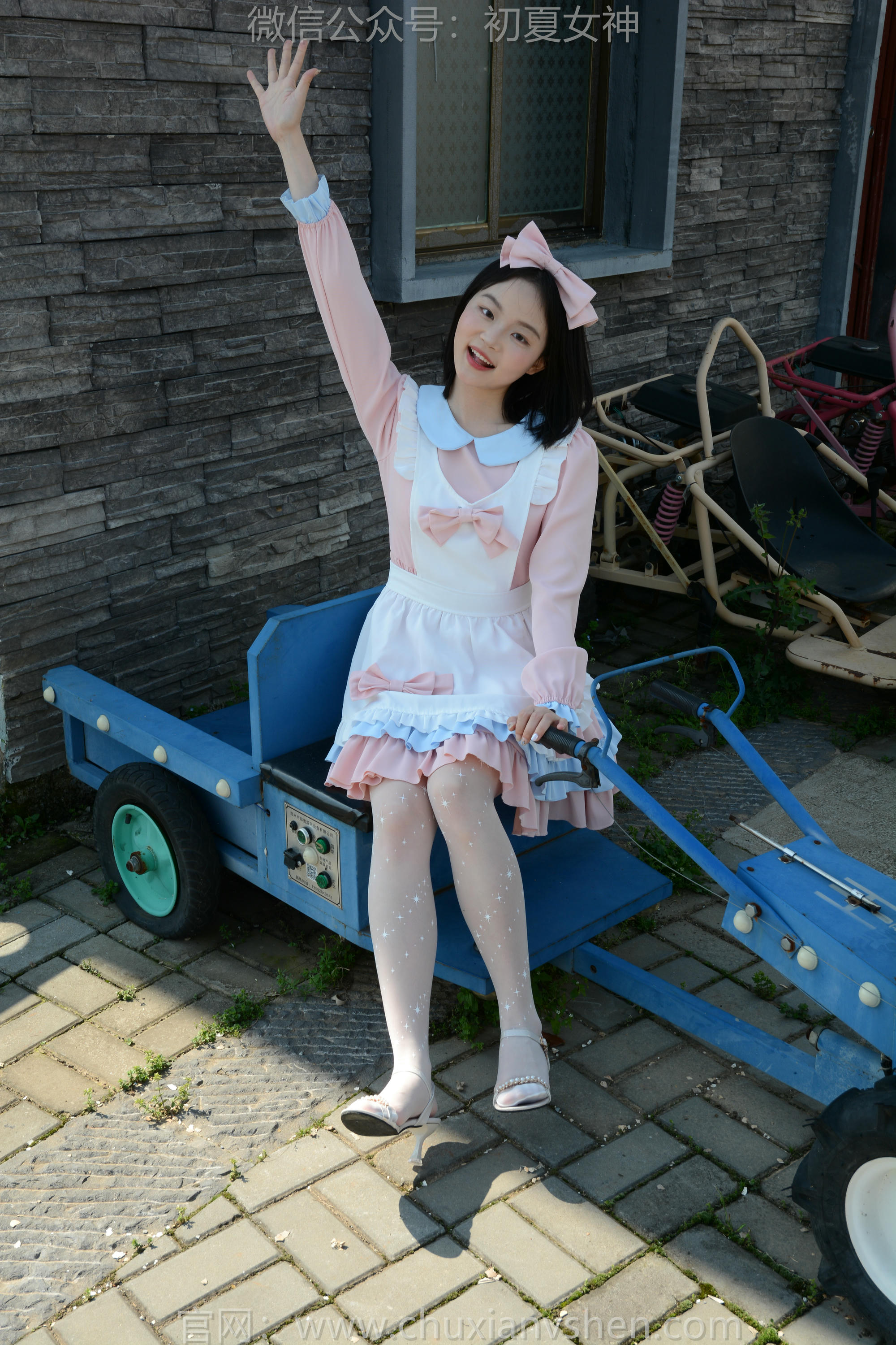 初夏女神 NO.169 双双 简约洛丽塔 [160P1V-5.44GB]_第6集