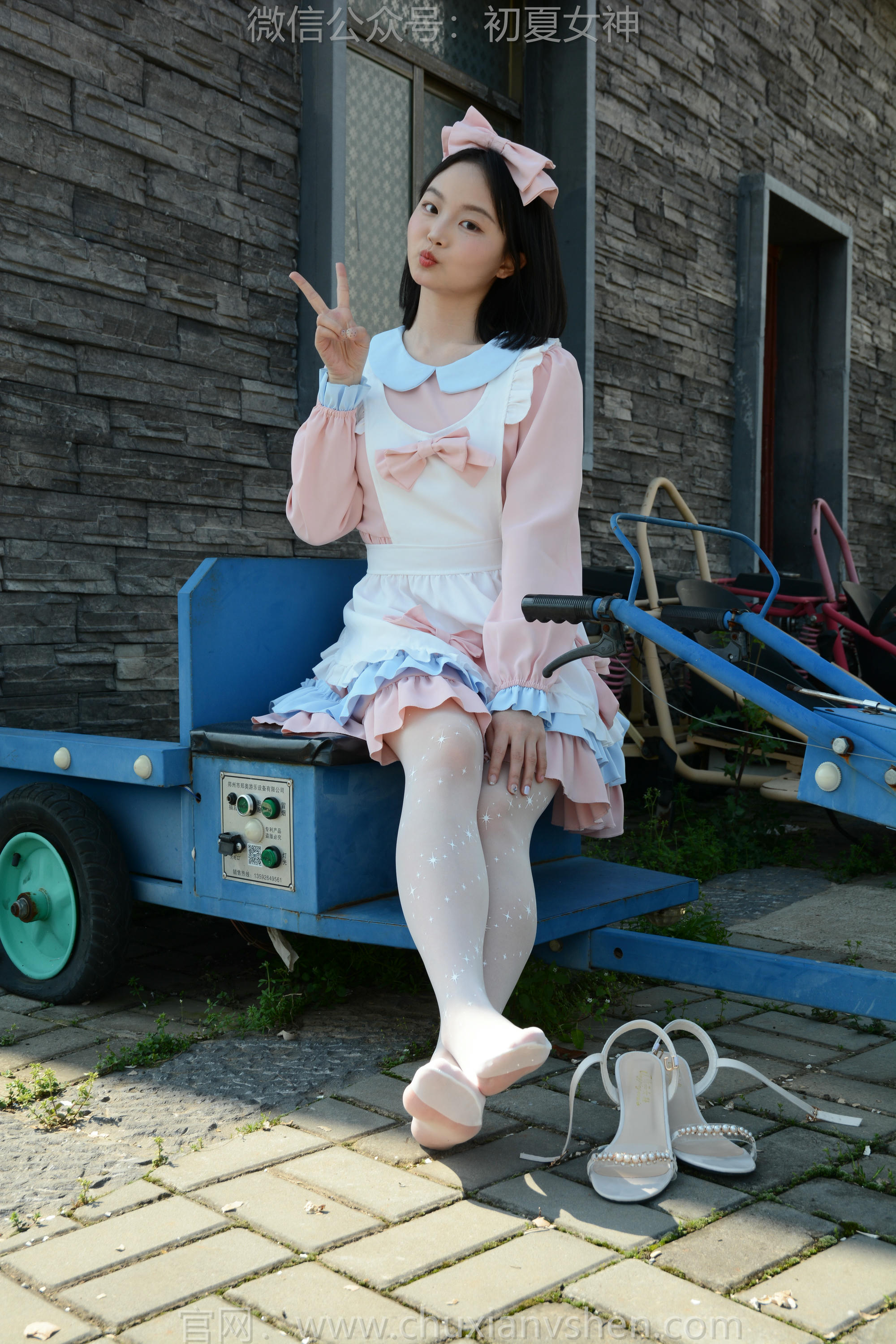 初夏女神 NO.169 双双 简约洛丽塔 [160P1V-5.44GB]_第7集