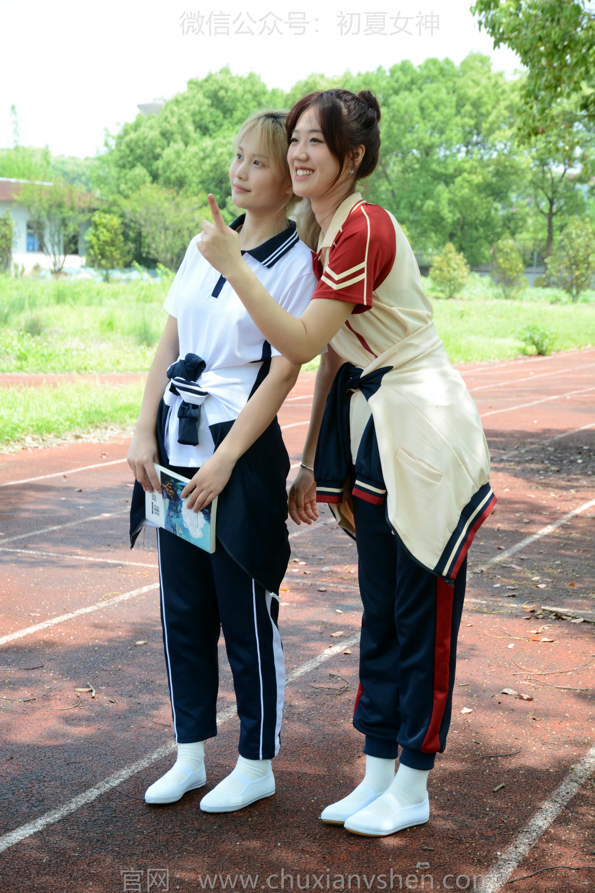 初夏女神 NO.172 幺幺、菲菲 再忆童年 [100P1V-3.88GB]_第1集