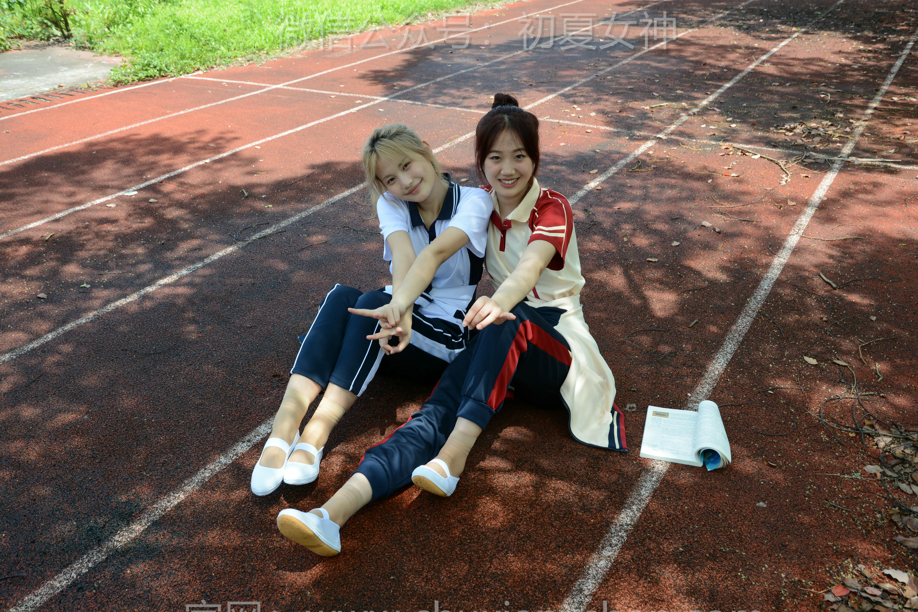 初夏女神 NO.172 幺幺、菲菲 再忆童年 [100P1V-3.88GB]_第3集